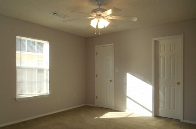 SQUIRE RIDGE - Residential