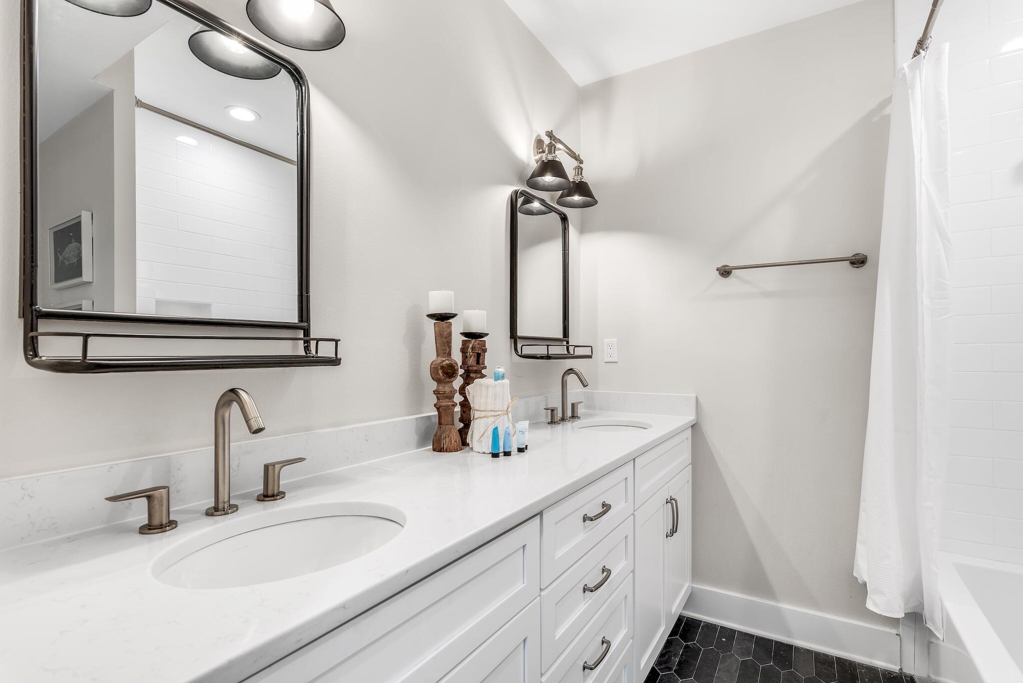 BEACH HIGHLAND 1ST ADD - Residential