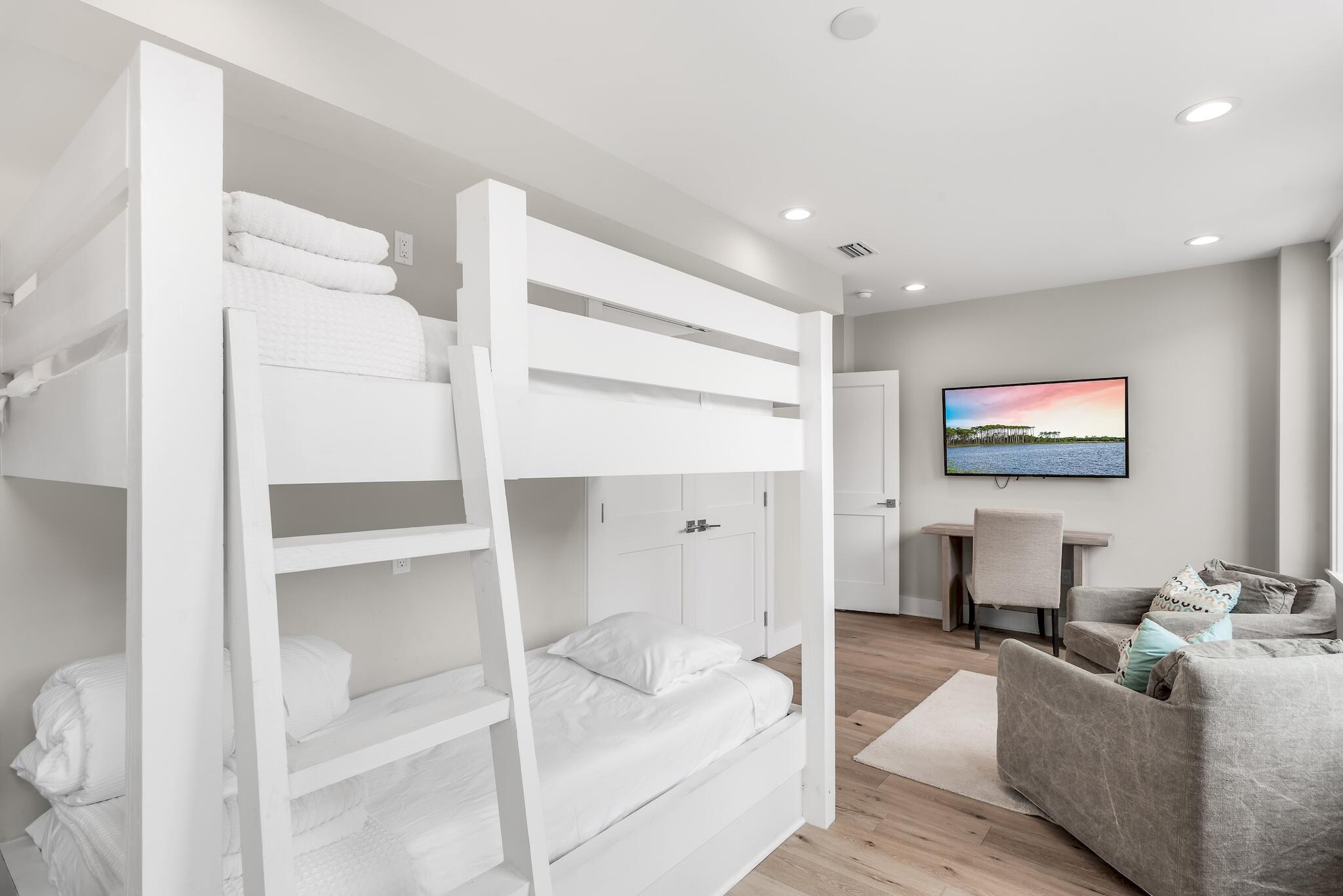 BEACH HIGHLAND 1ST ADD - Residential