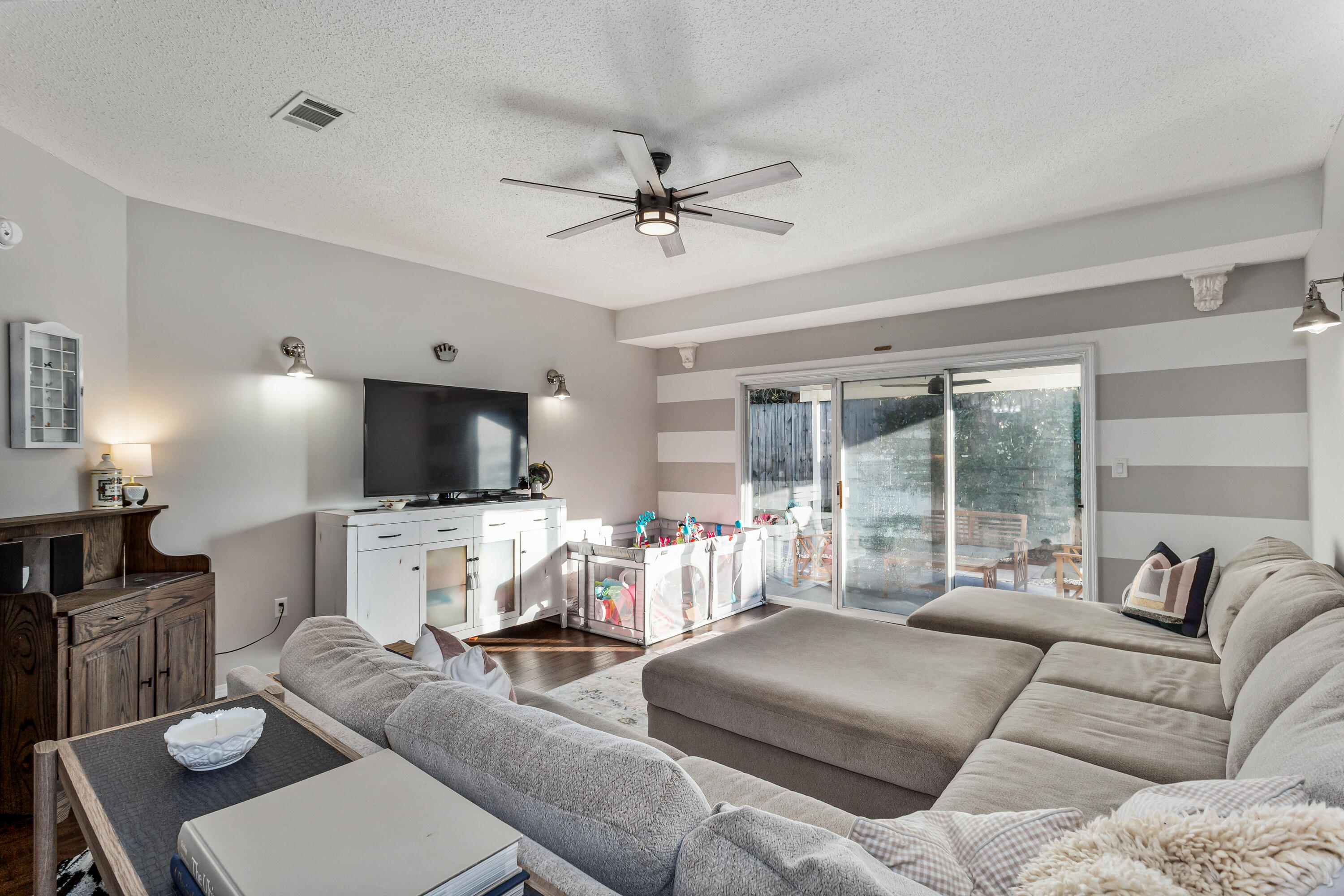 PALM HARBOR MARINA - Residential