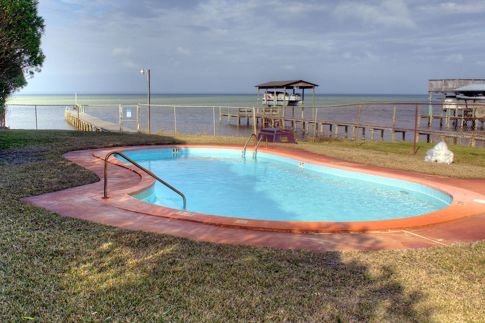 BAY BRIDGE LANDING - Residential