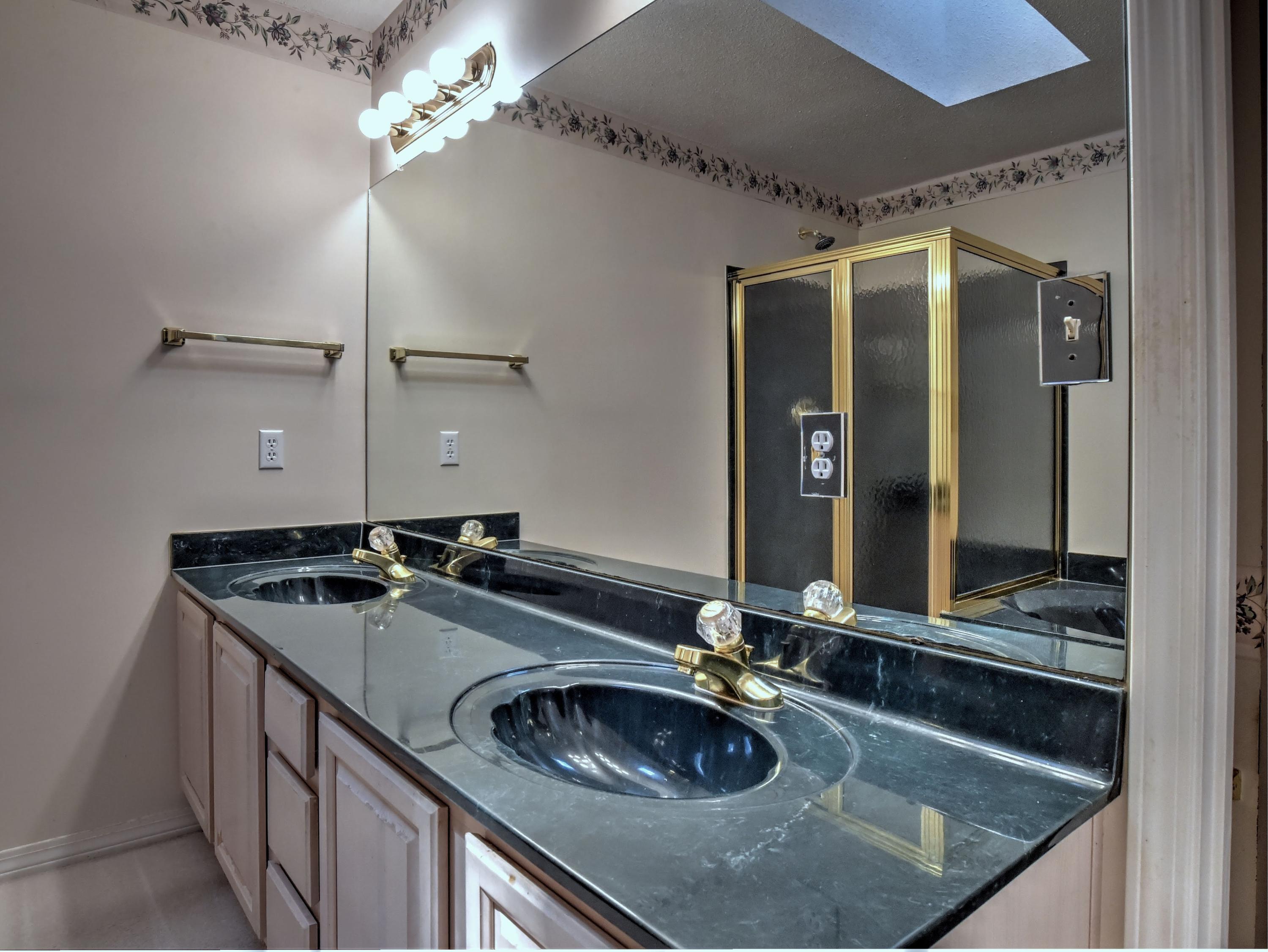 BAY BRIDGE LANDING - Residential