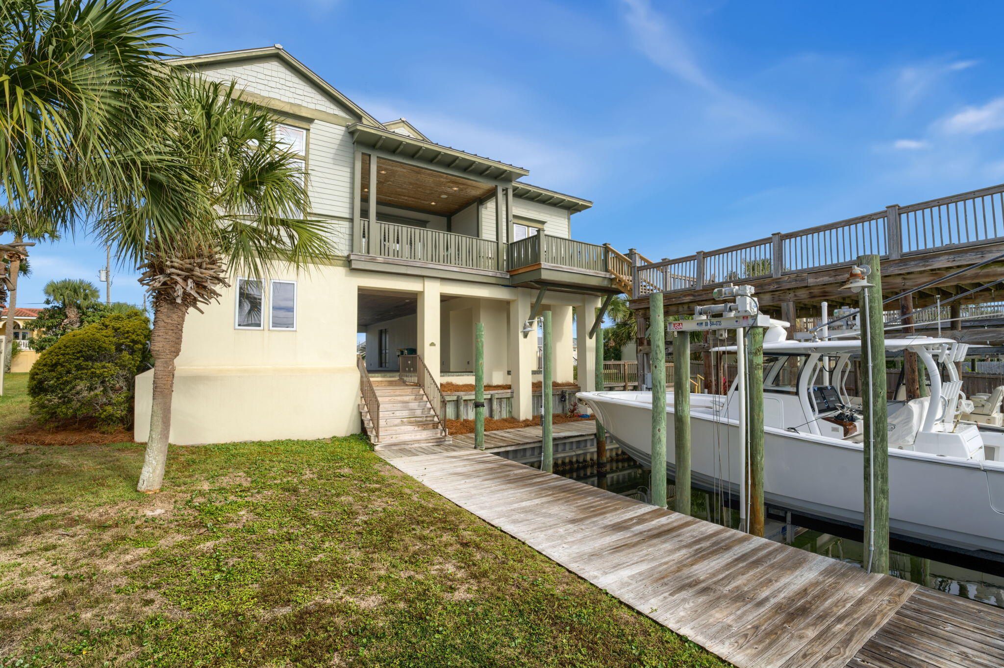 HOLIDAY ISLE - Residential