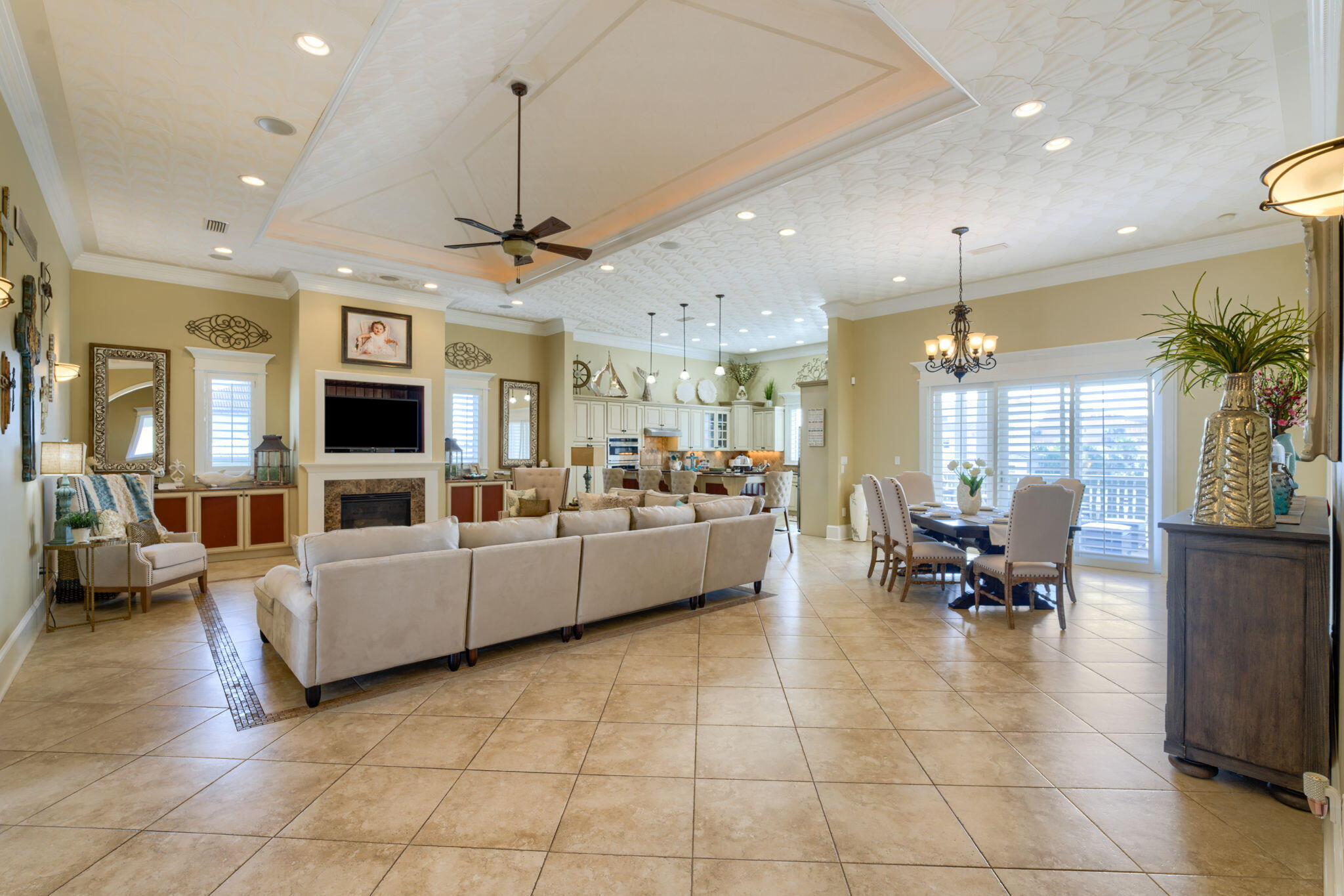 HOLIDAY ISLE - Residential