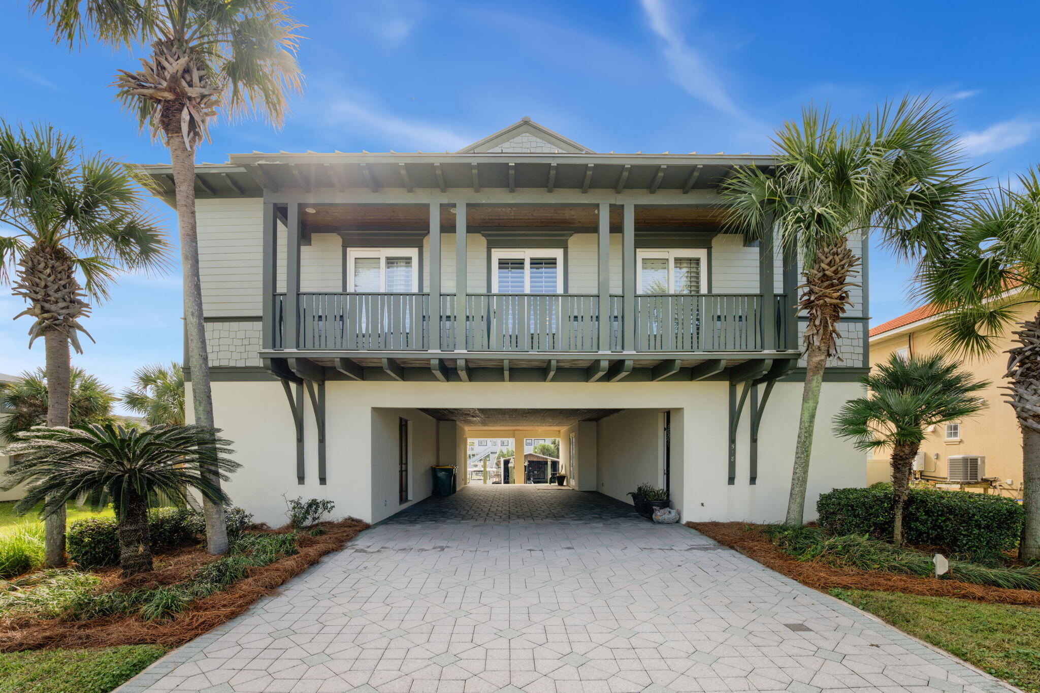 HOLIDAY ISLE - Residential