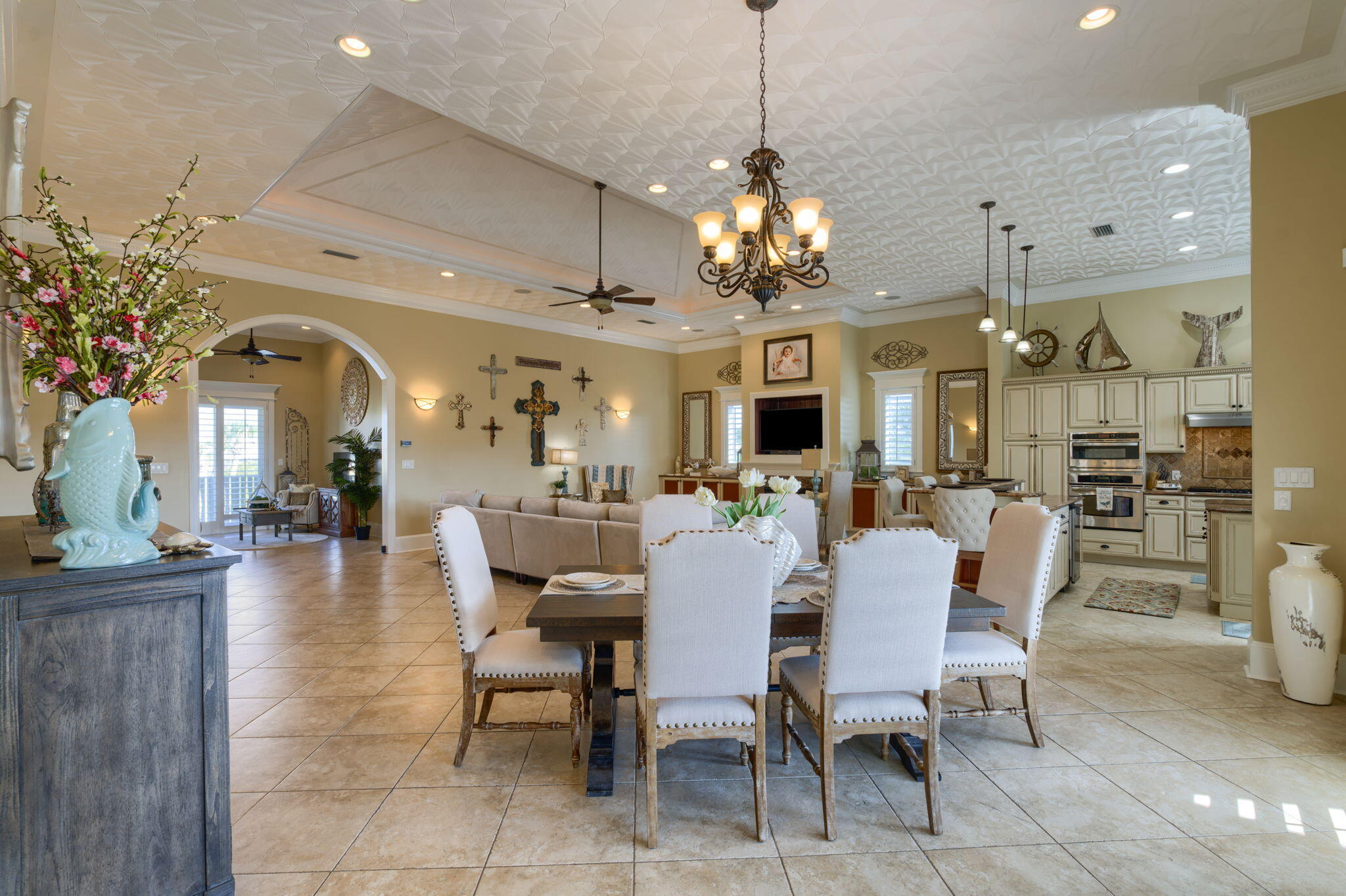 HOLIDAY ISLE - Residential