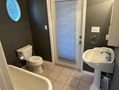 HOLLEY BY THE SEA - Residential Lease