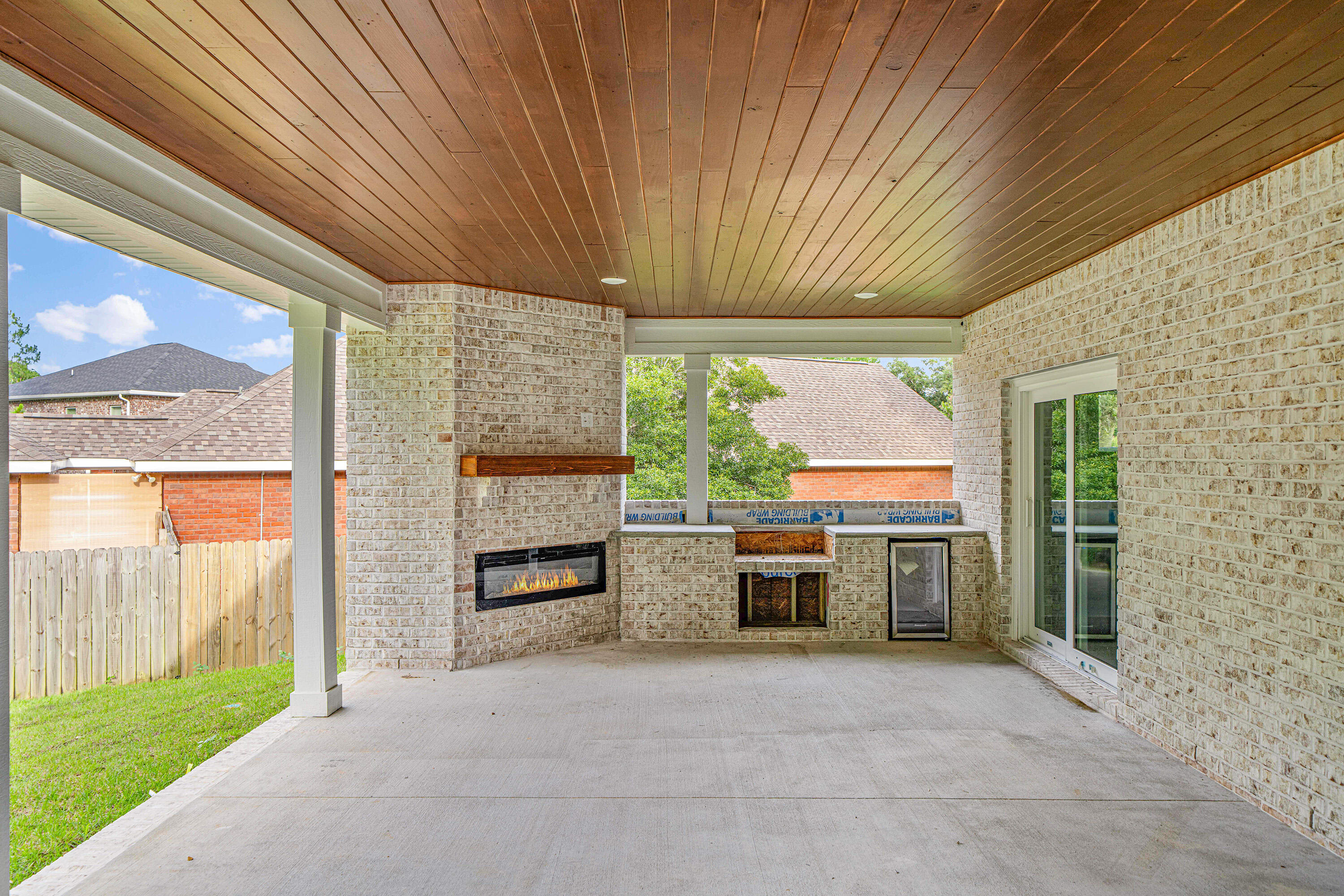 HIDDEN CREEK AT HOLLEY BY THE SEA - Residential