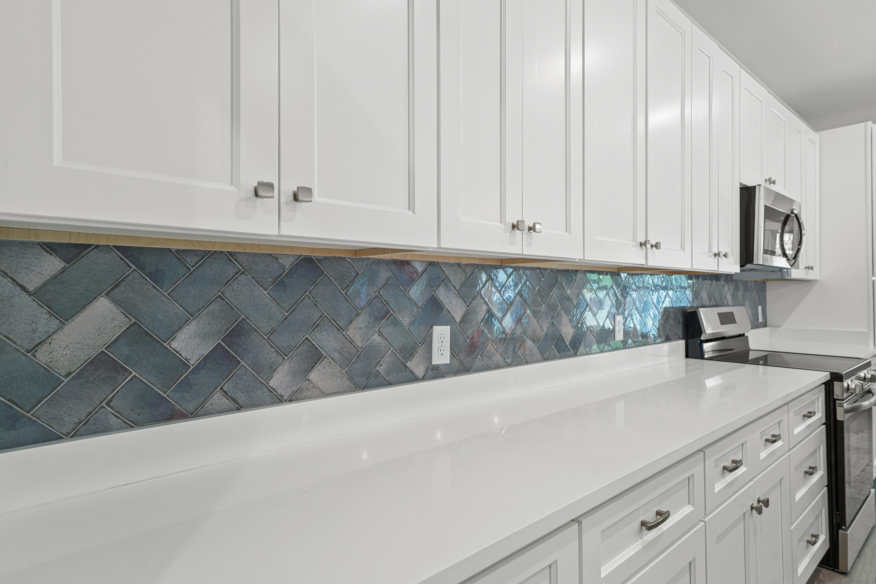 HIDDEN CREEK AT HOLLEY BY THE SEA - Residential