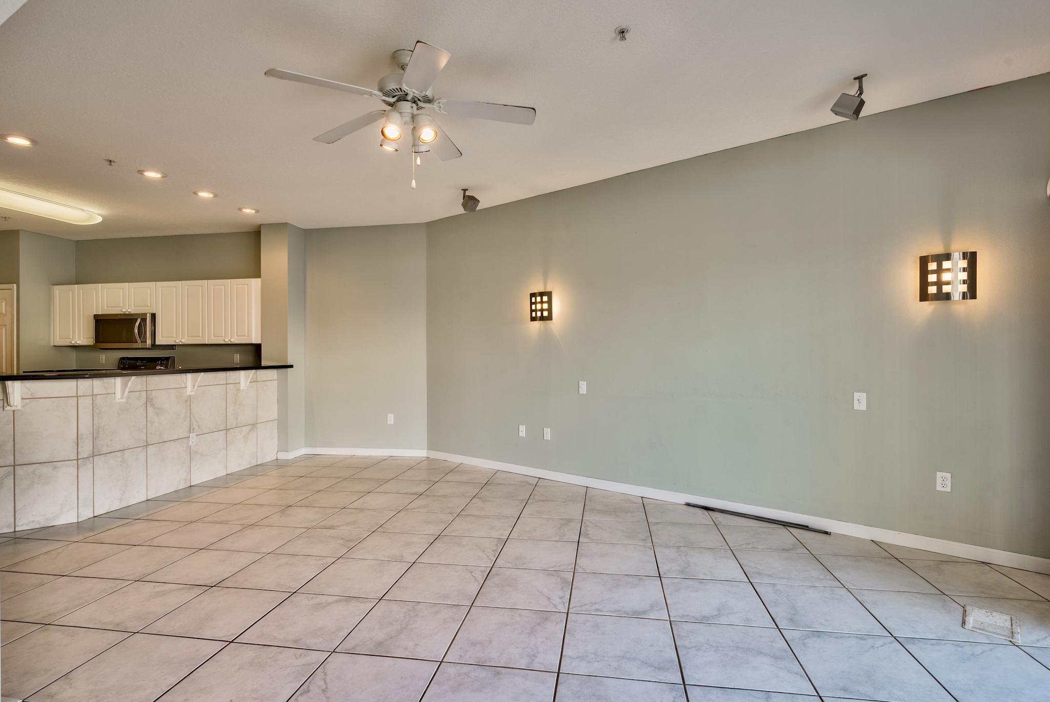 BEACH POINTE T/H - Residential