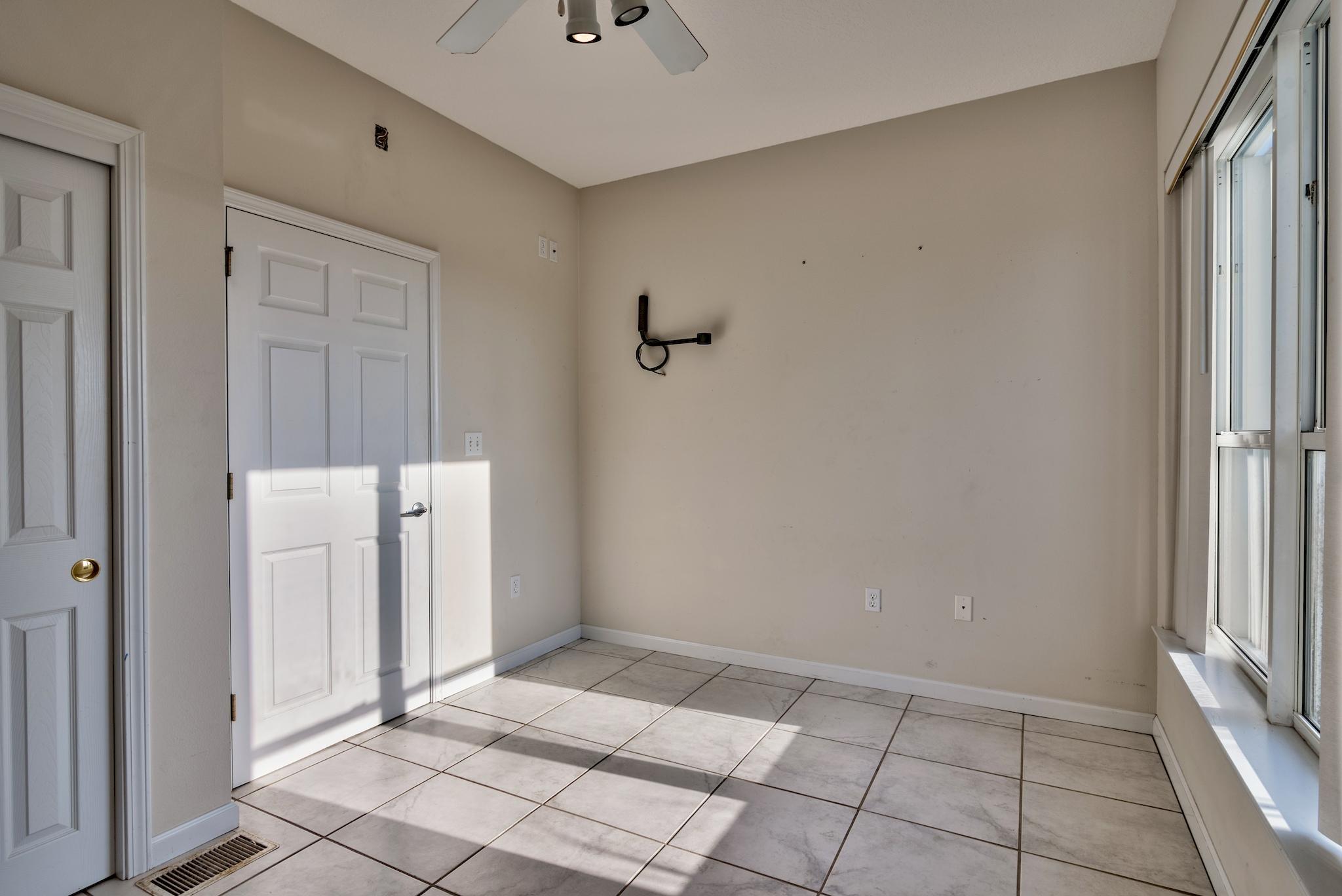 BEACH POINTE T/H - Residential