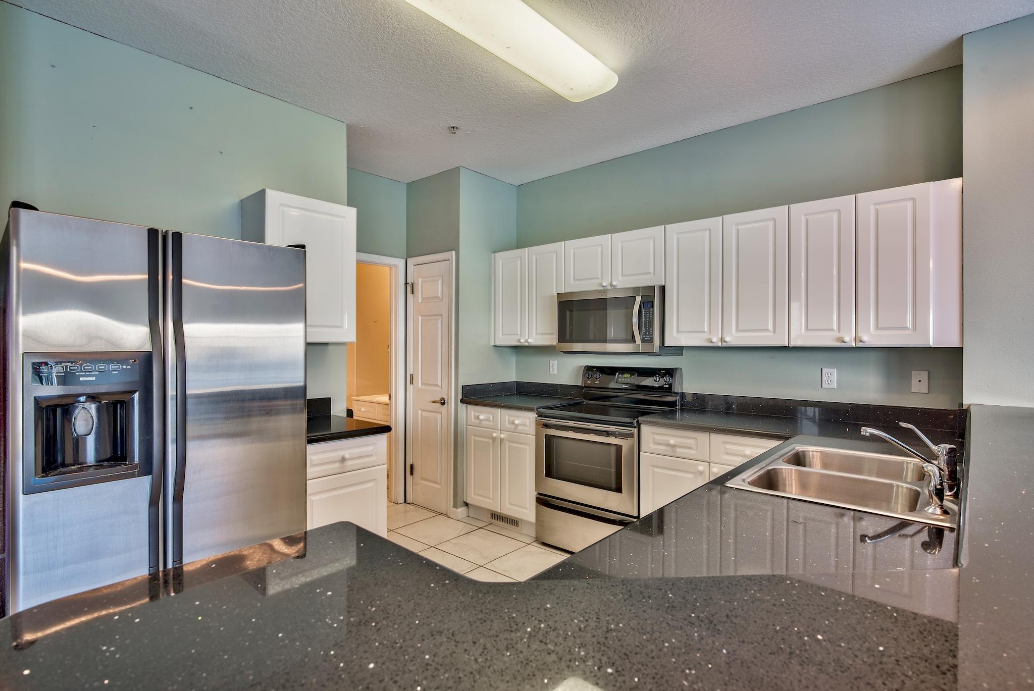 BEACH POINTE T/H - Residential