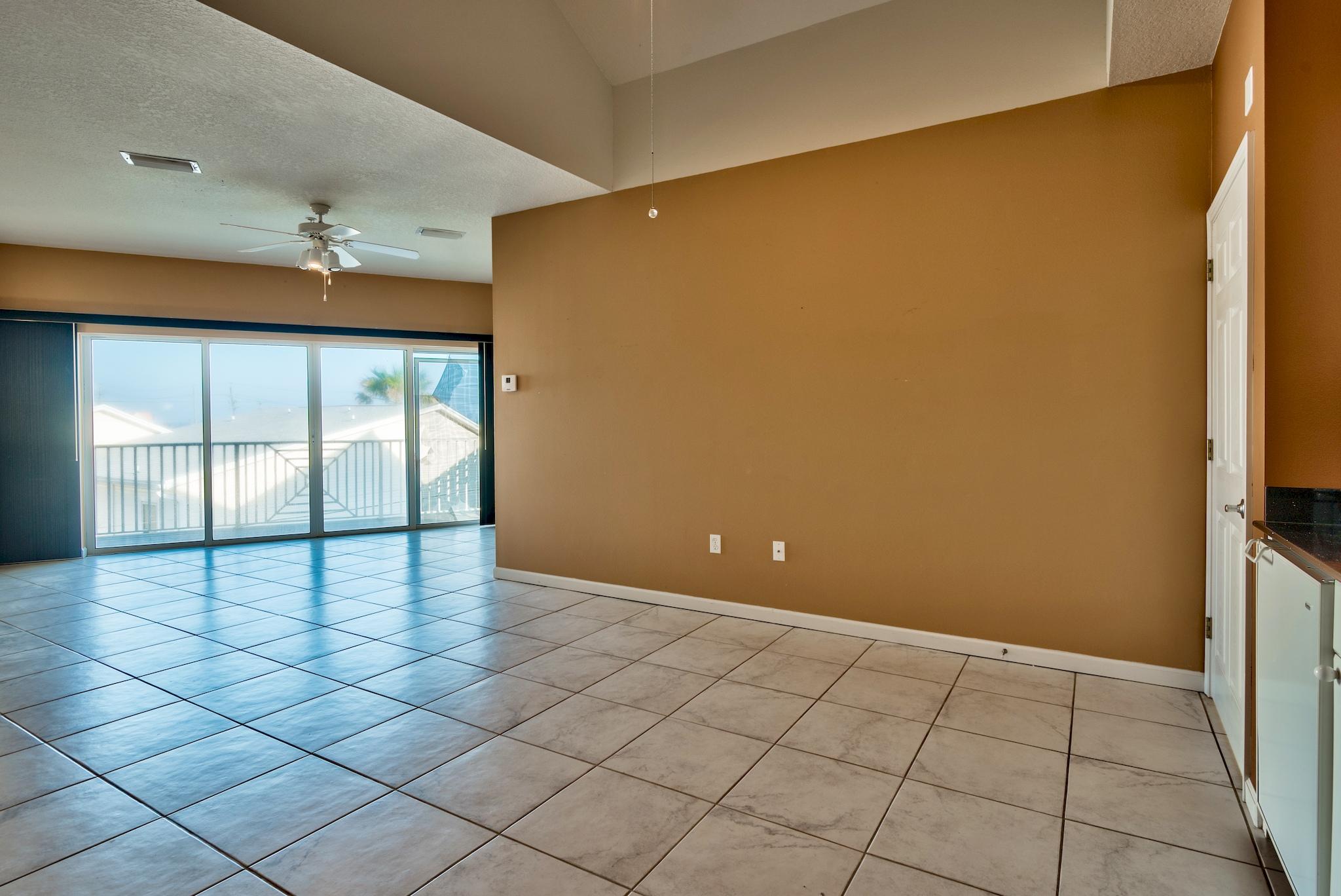 BEACH POINTE T/H - Residential