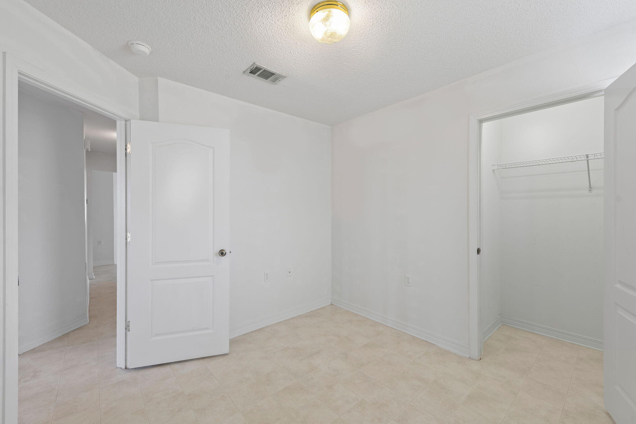 LIGHTHOUSE POINTE - Residential