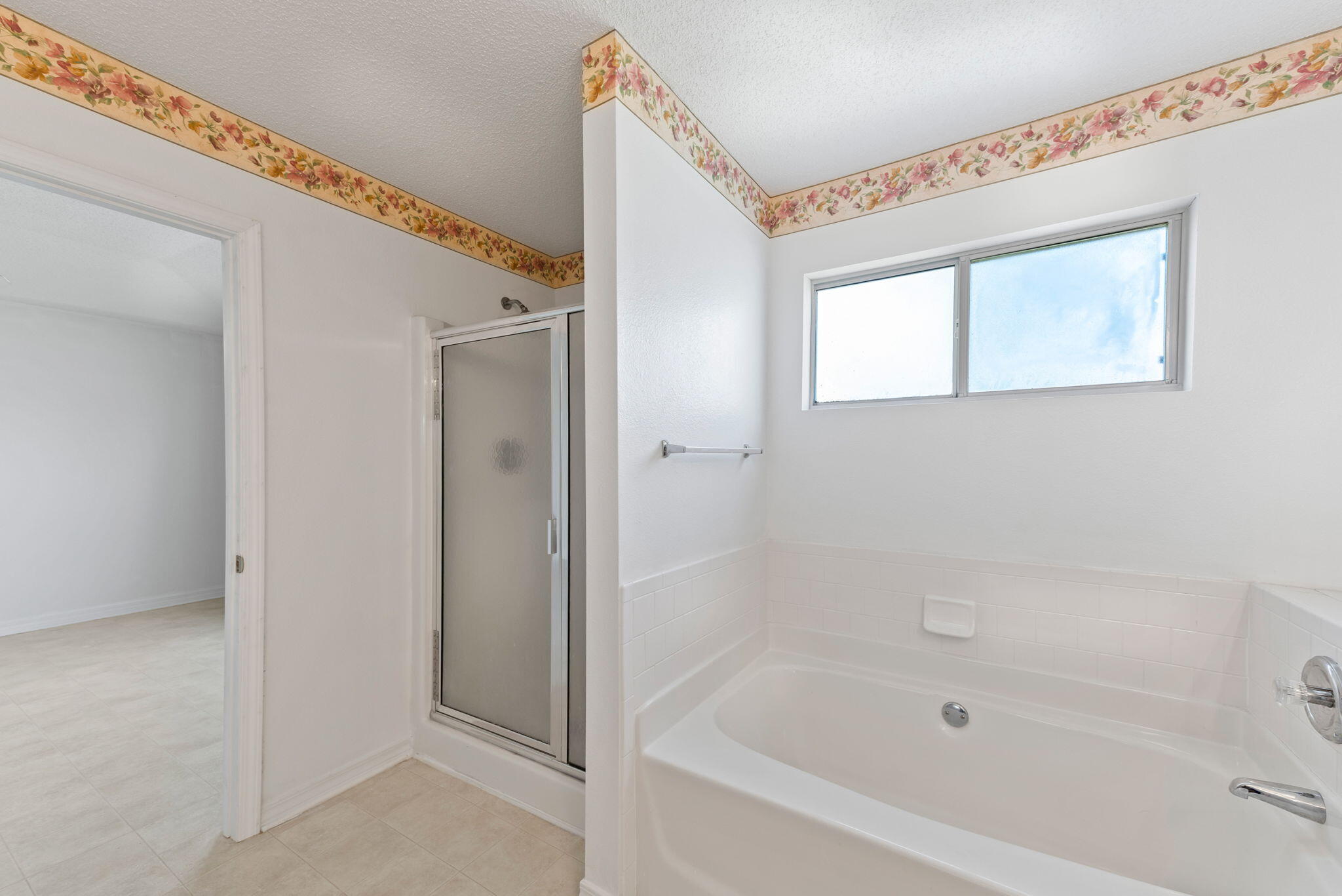 LIGHTHOUSE POINTE - Residential