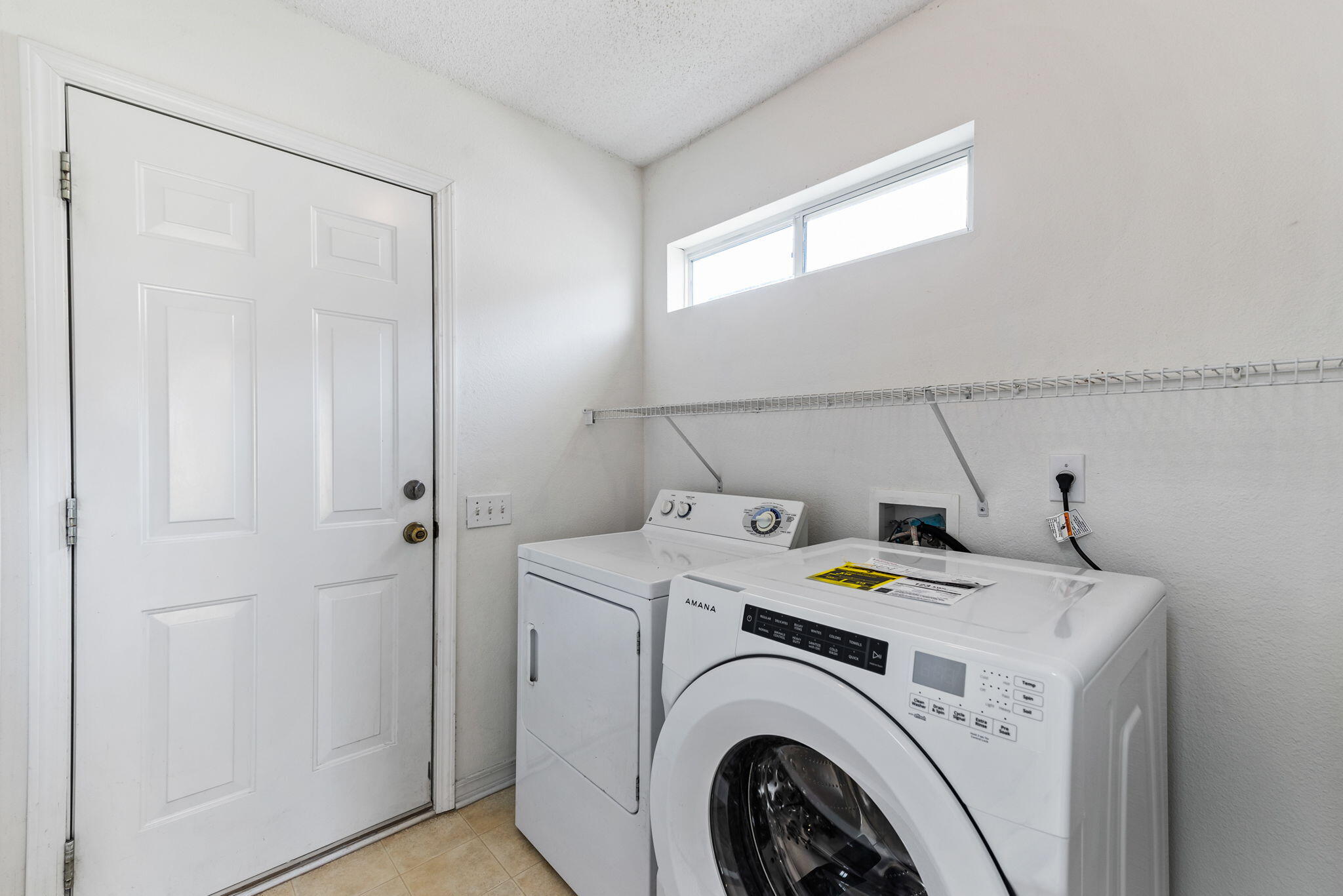 LIGHTHOUSE POINTE - Residential