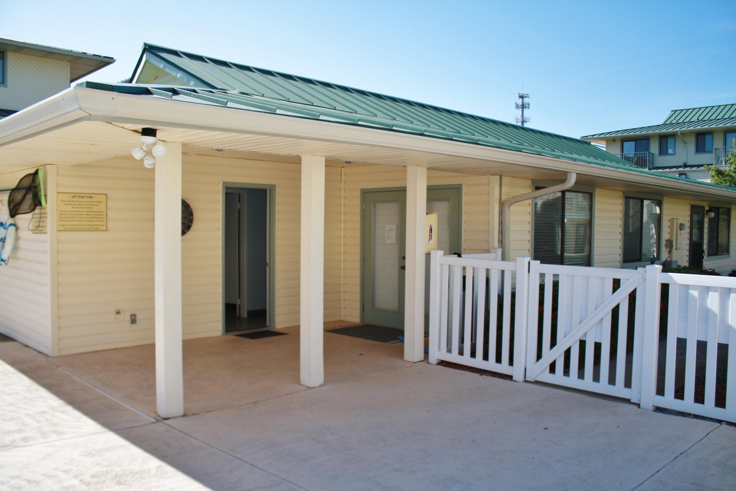 SANDPRINTS CONDO - Residential