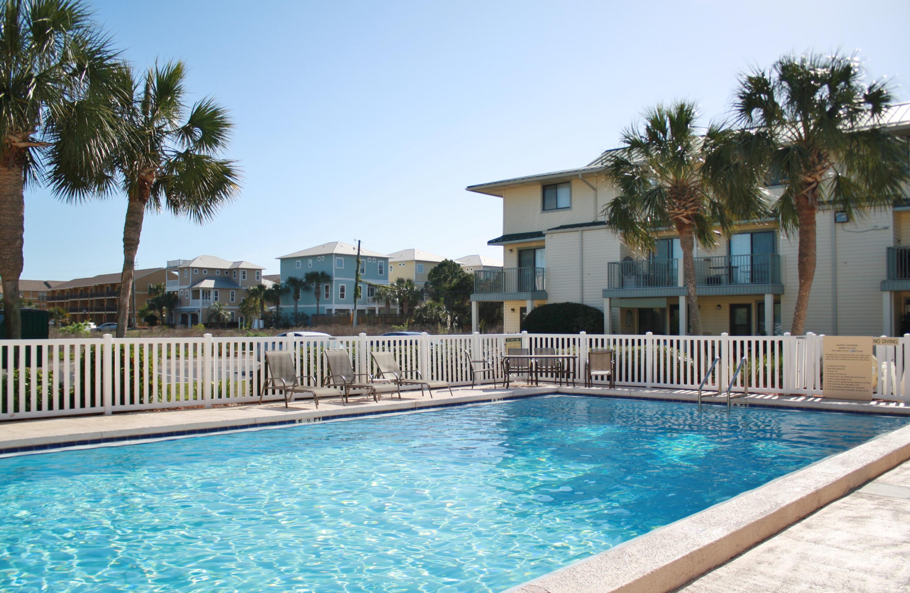 SANDPRINTS CONDO - Residential