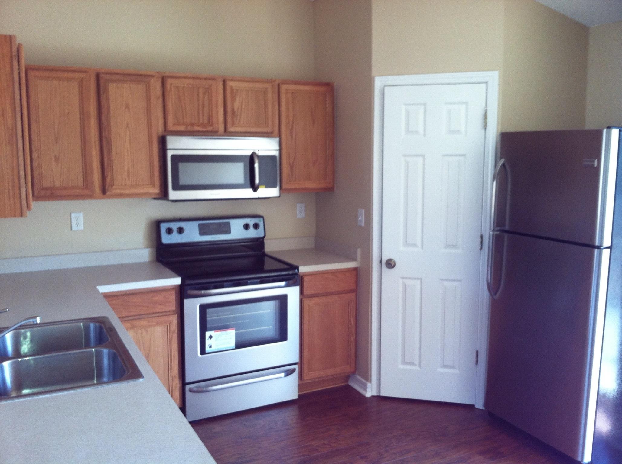 RIDGE CREST PH II - Residential