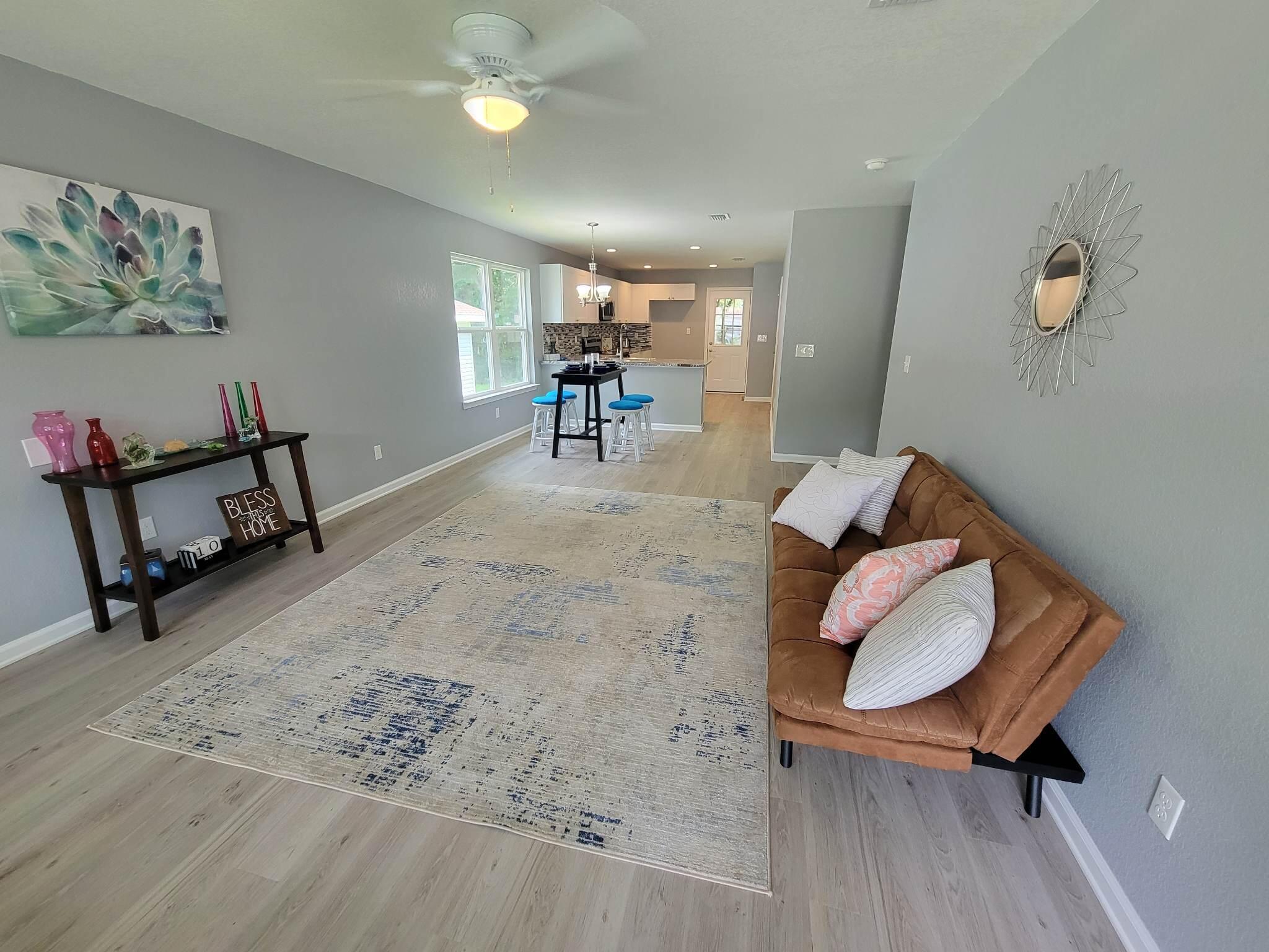 AVERITT ADDN TO CRESTVIEW - Residential
