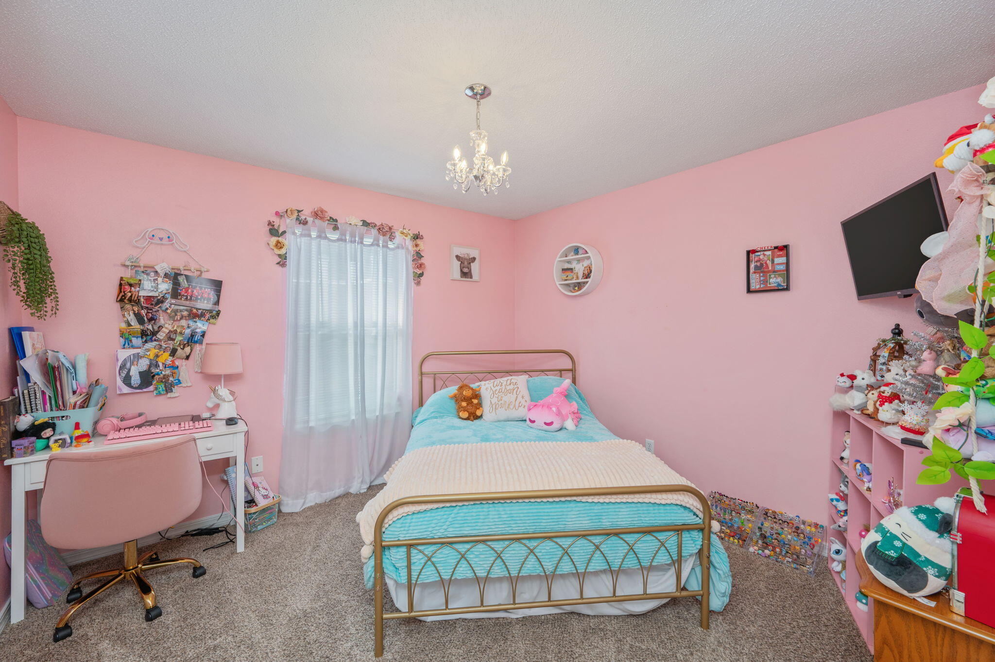 COUNTRYVIEW ESTATES 10TH ADDN - Residential