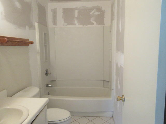 COMMODORES LANDING - Residential