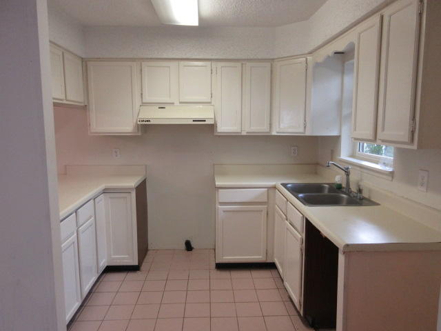 COMMODORES LANDING - Residential