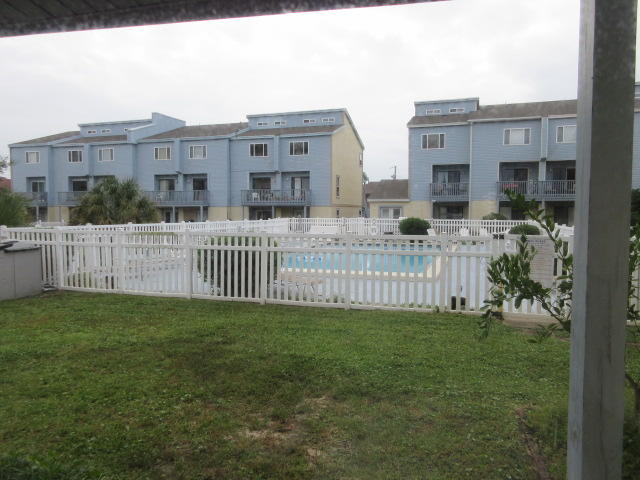 COMMODORES LANDING - Residential