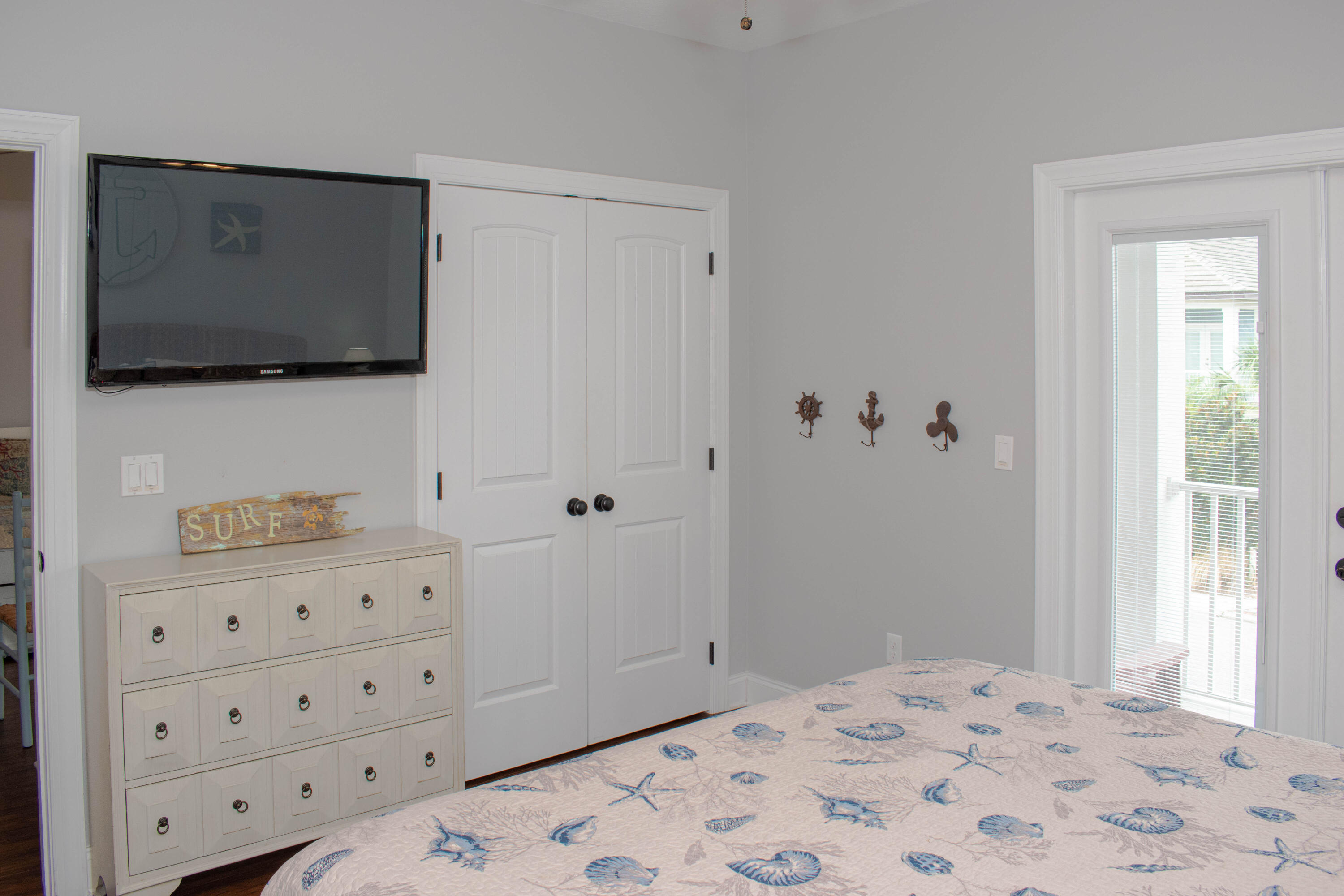 VILLAGES OF CRYSTAL BEACH - Residential