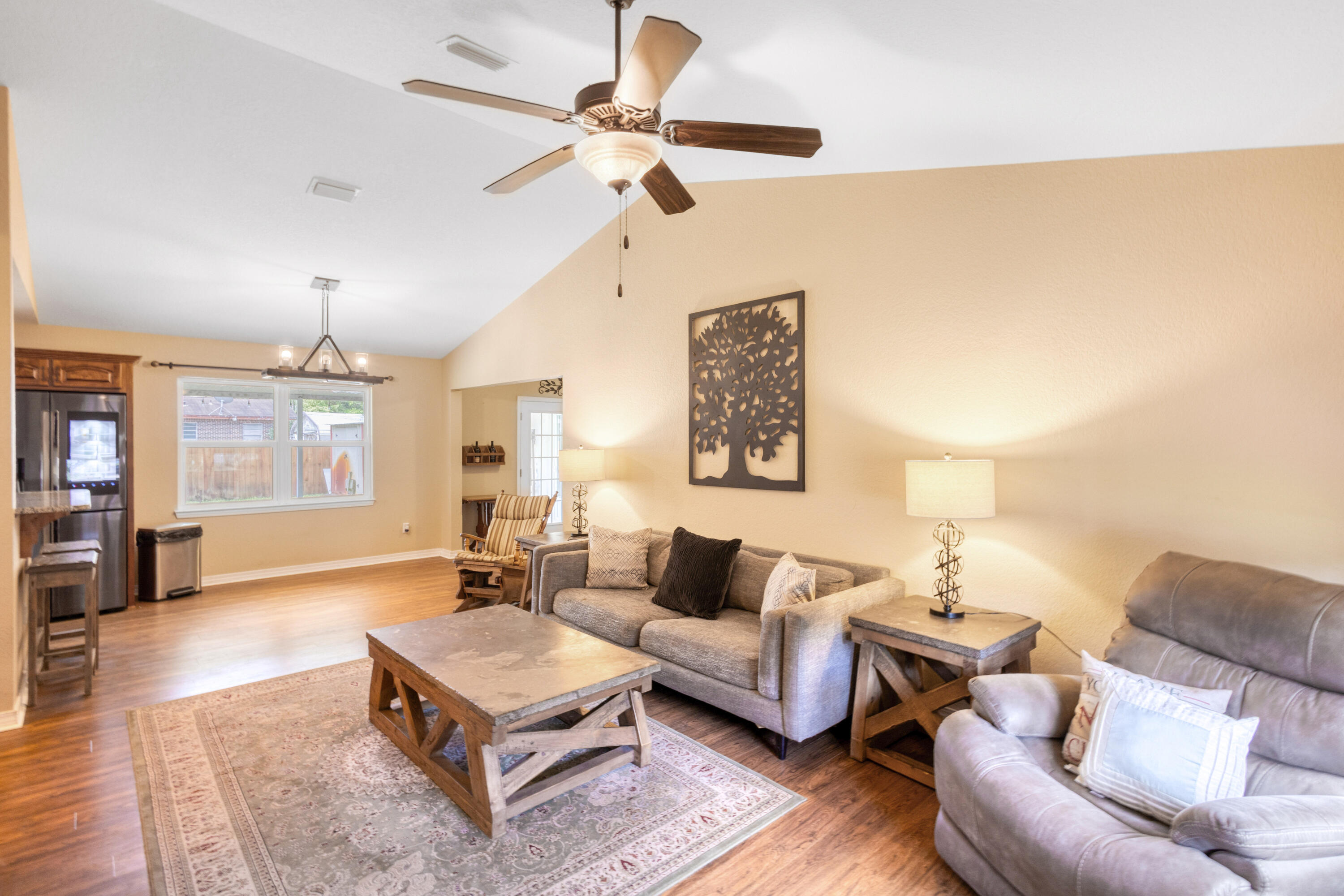 MID PINES - Residential