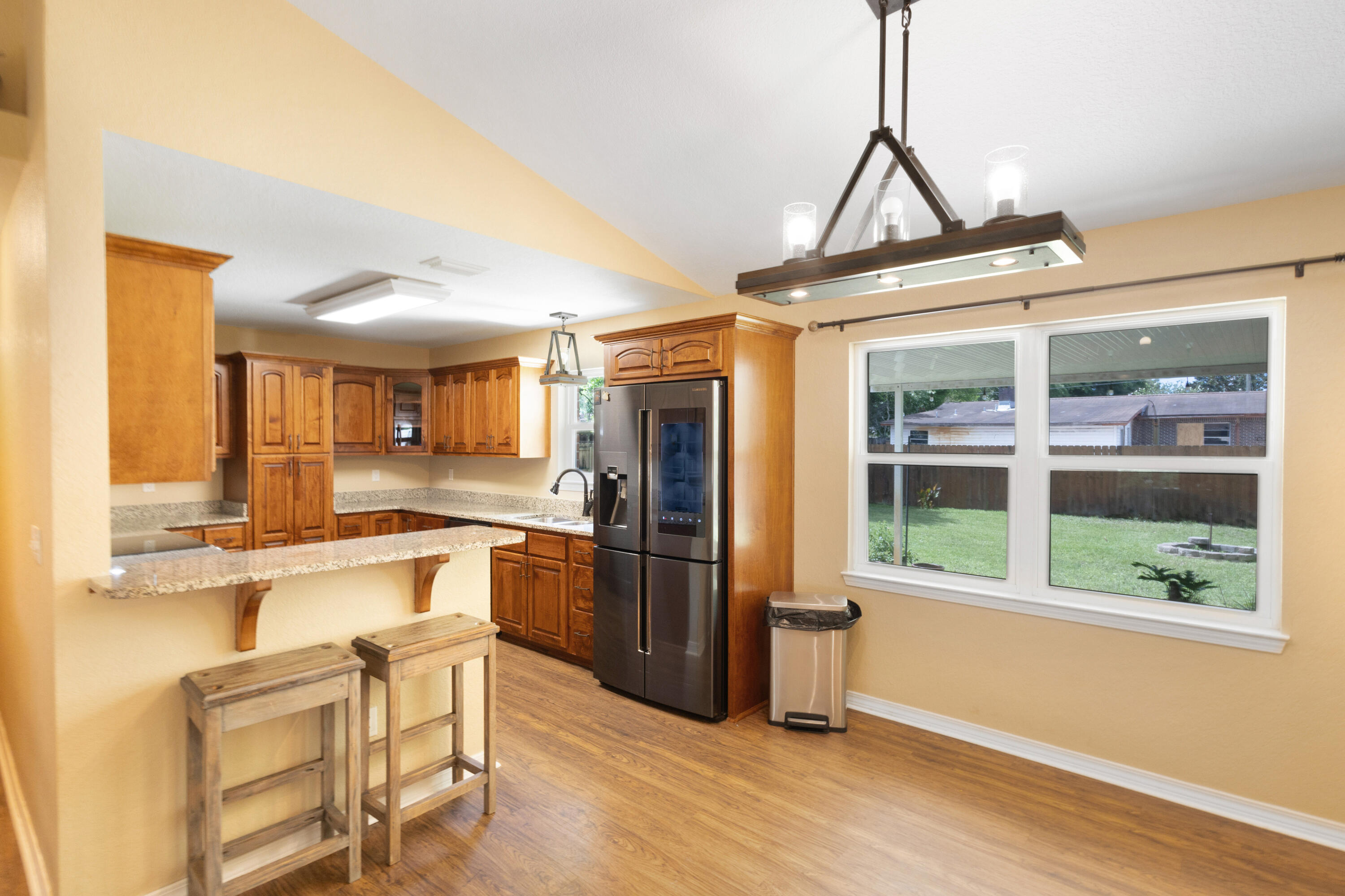 MID PINES - Residential