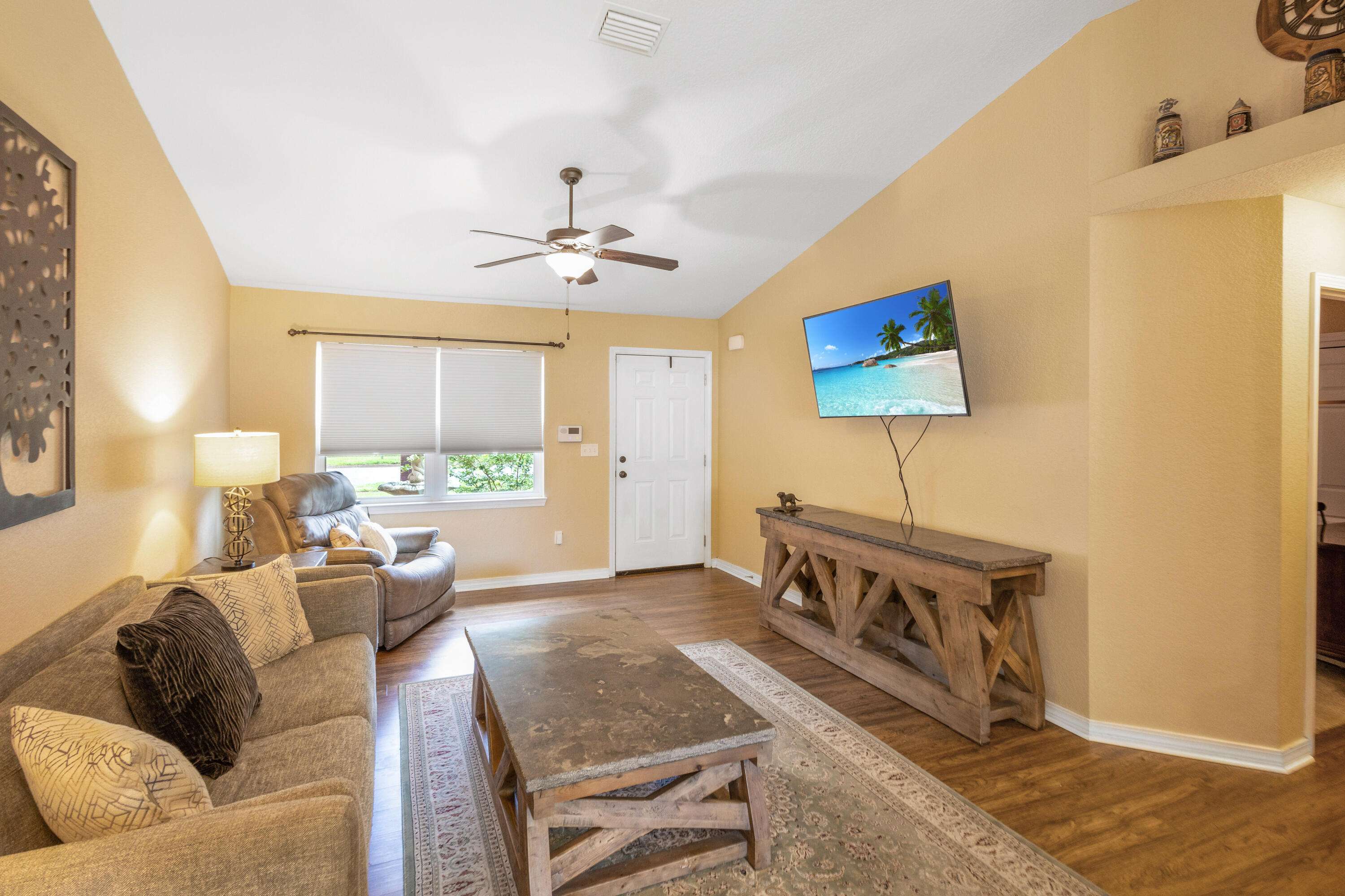 MID PINES - Residential