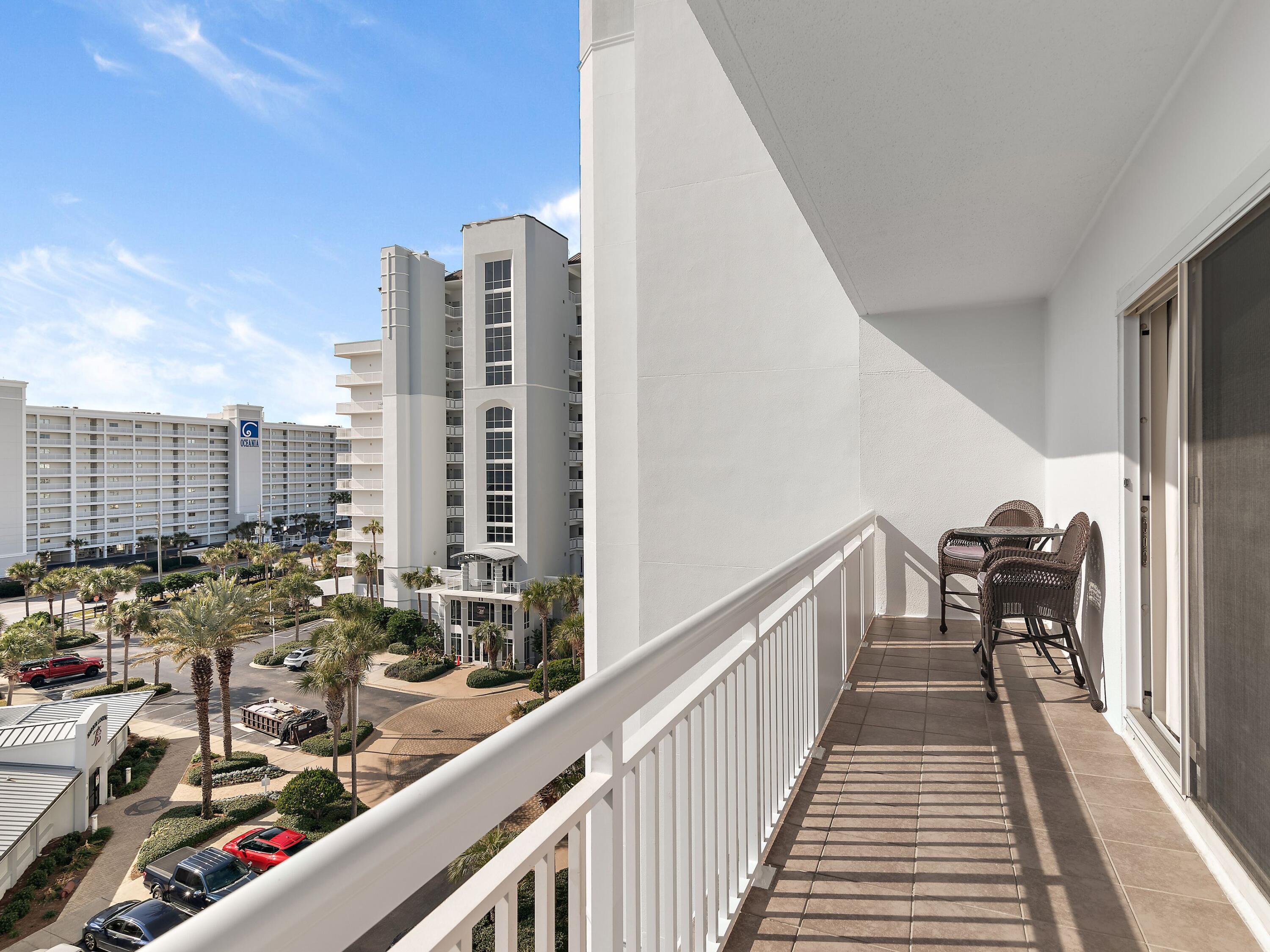 HARBOR LANDING - Residential