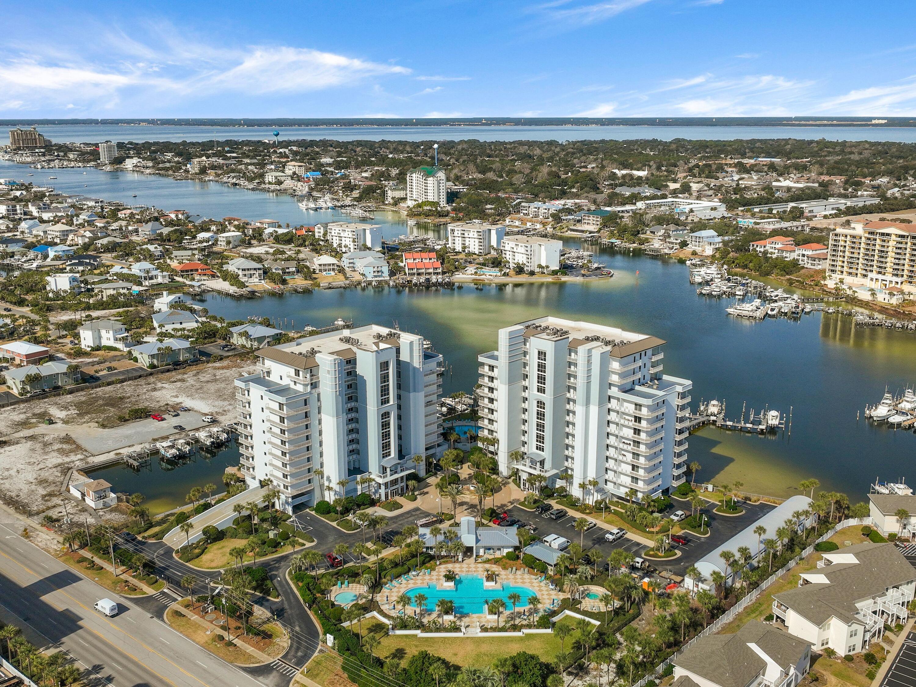 HARBOR LANDING - Residential