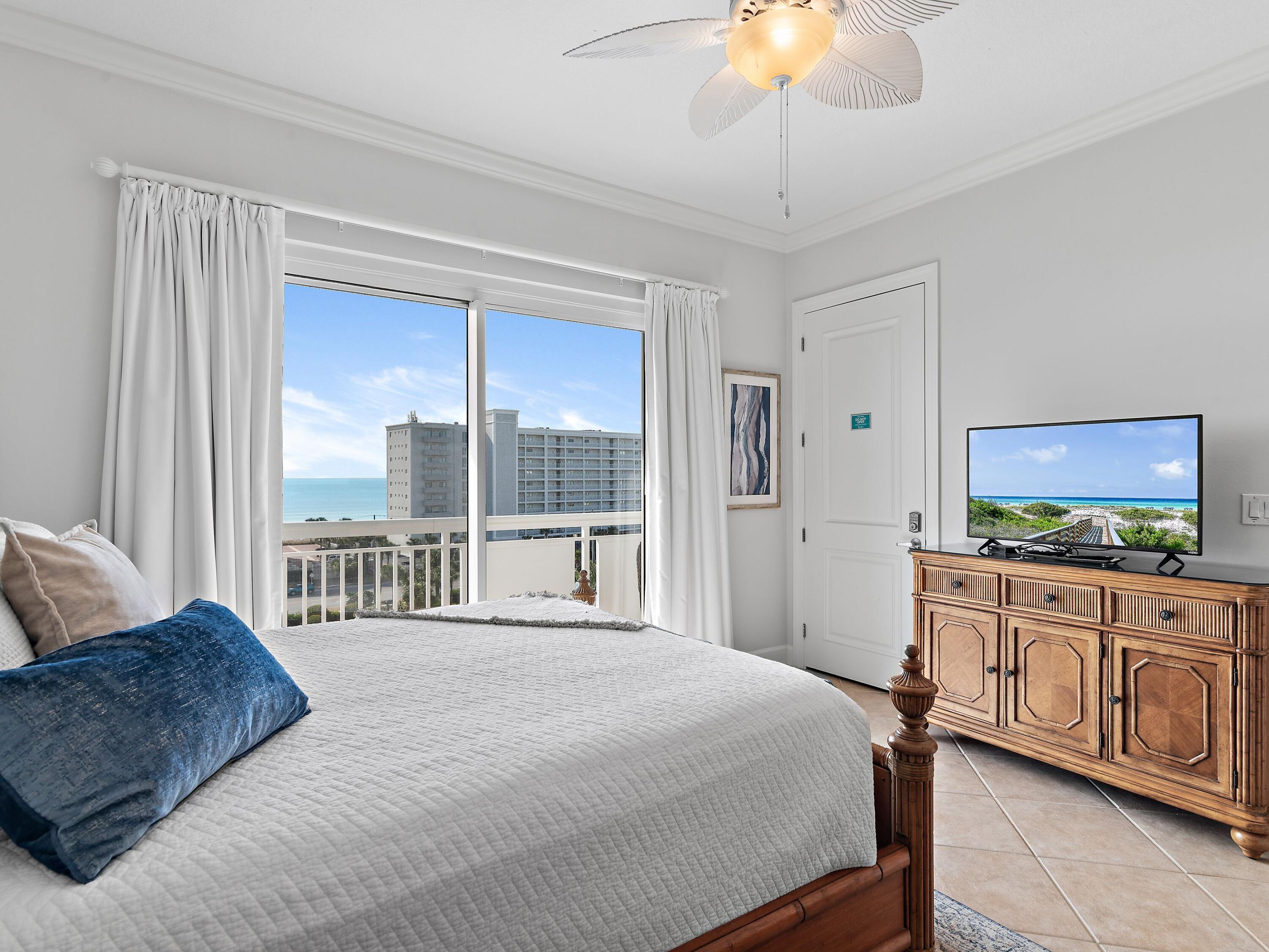HARBOR LANDING - Residential
