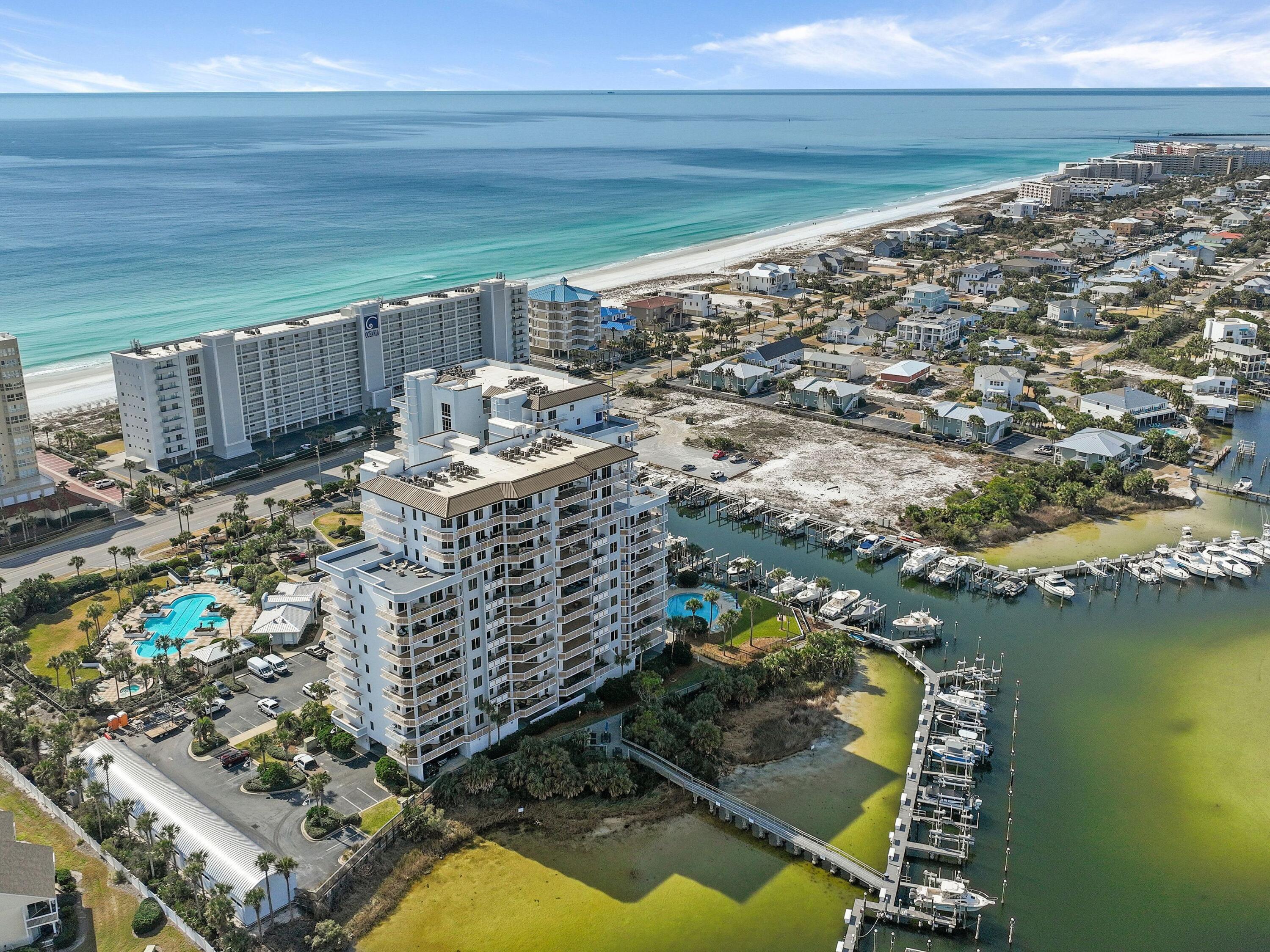 HARBOR LANDING - Residential