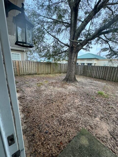 HERITAGE MANOR - Residential Lease