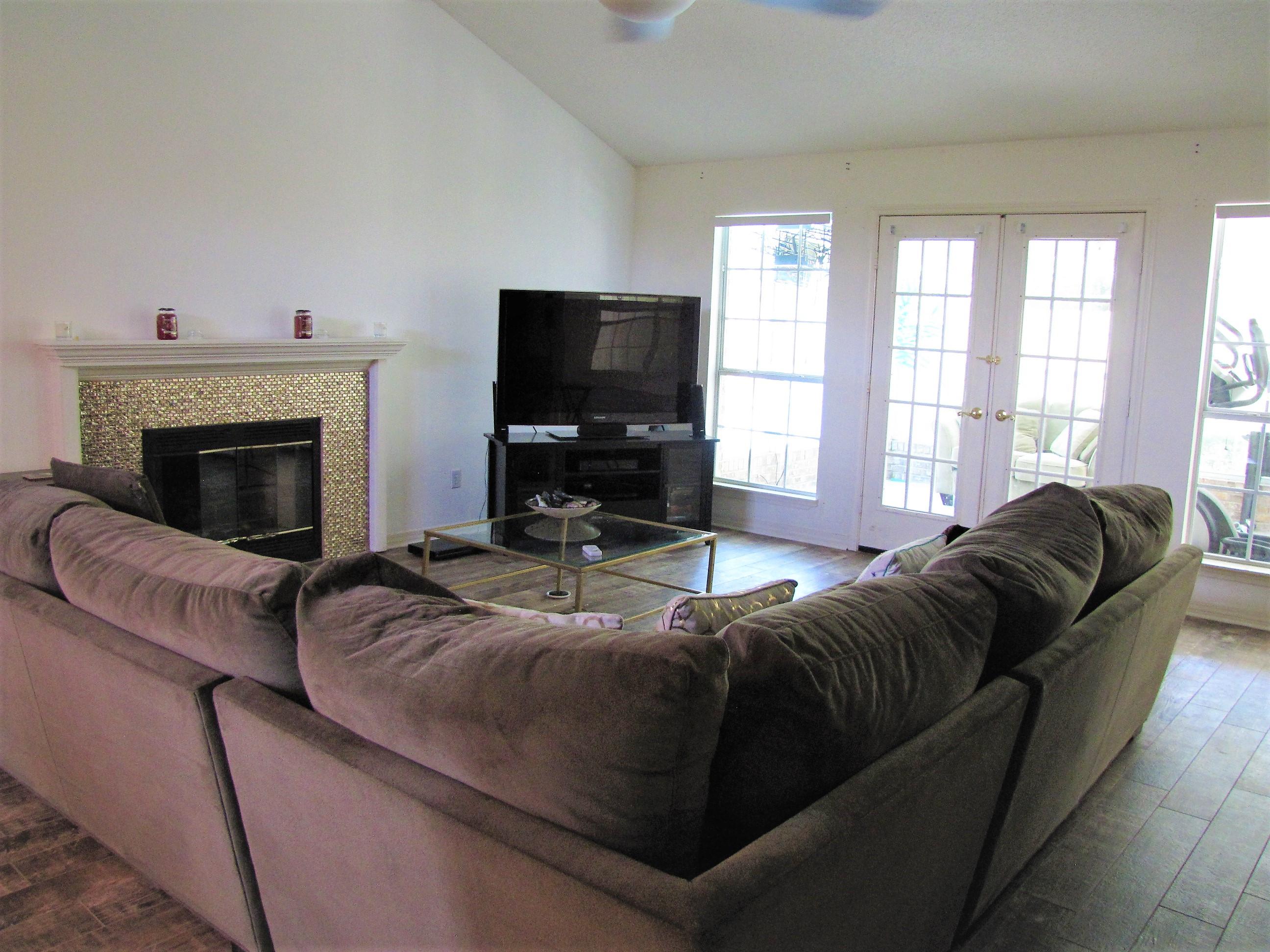 EMERALD BREEZE ESTATES - Residential