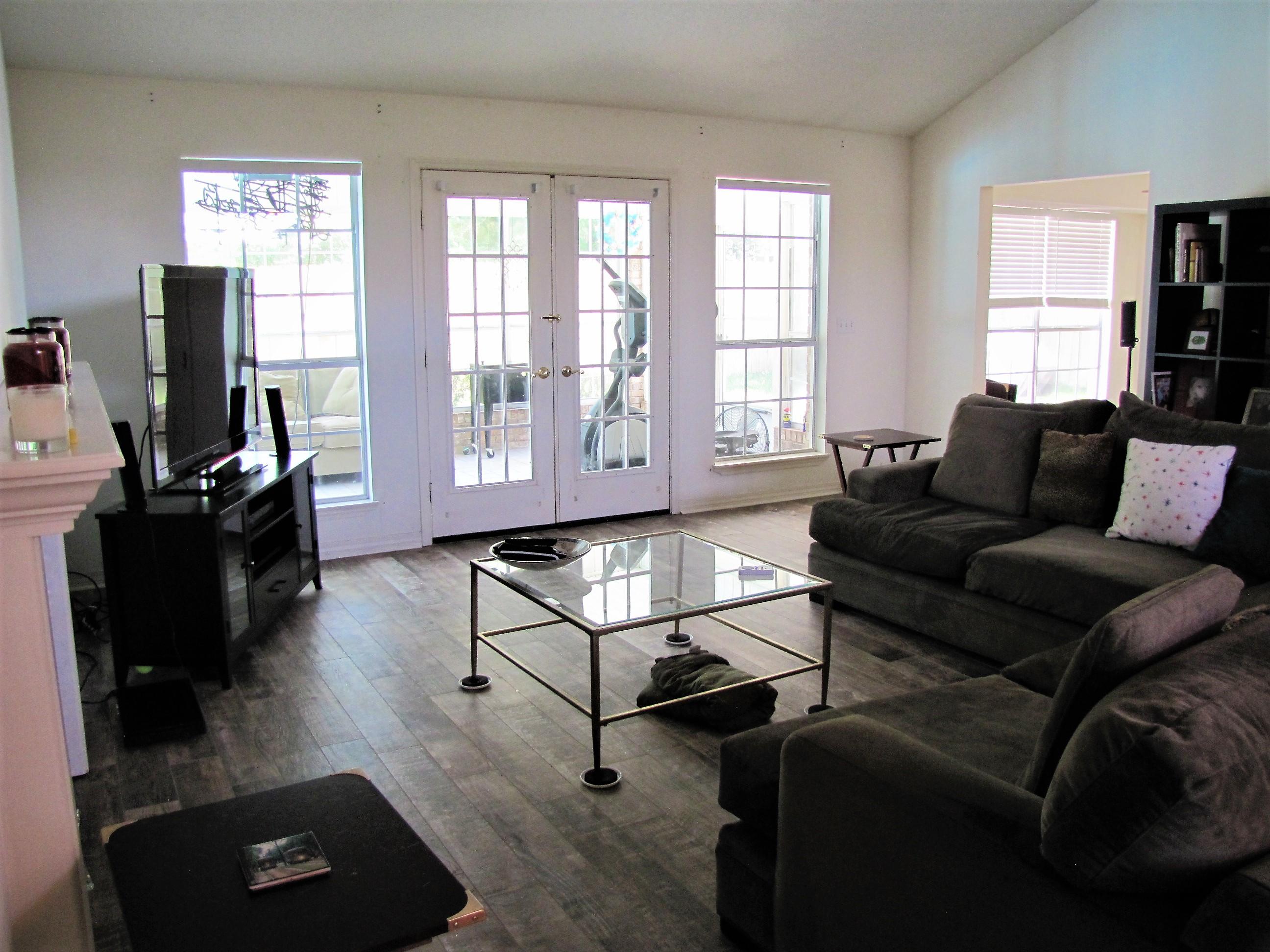 EMERALD BREEZE ESTATES - Residential