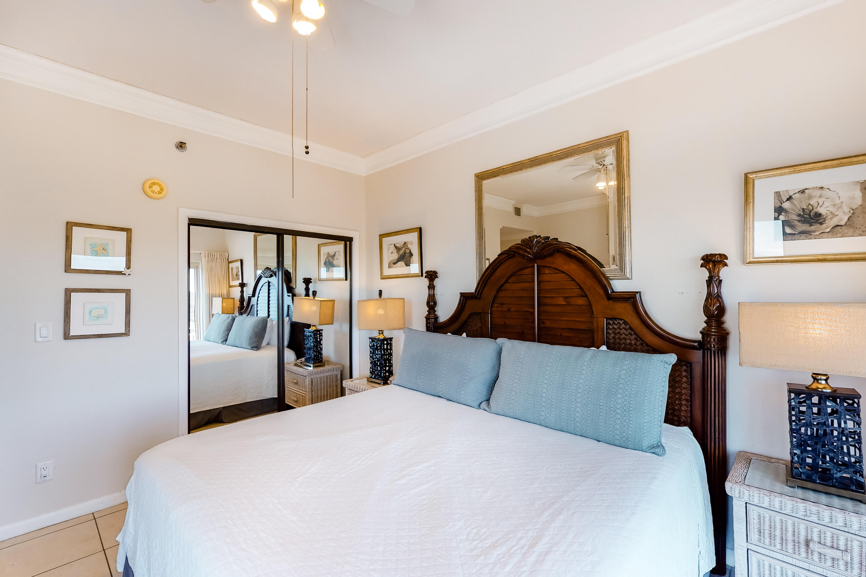 TOPS'L BEACH MANOR - Residential