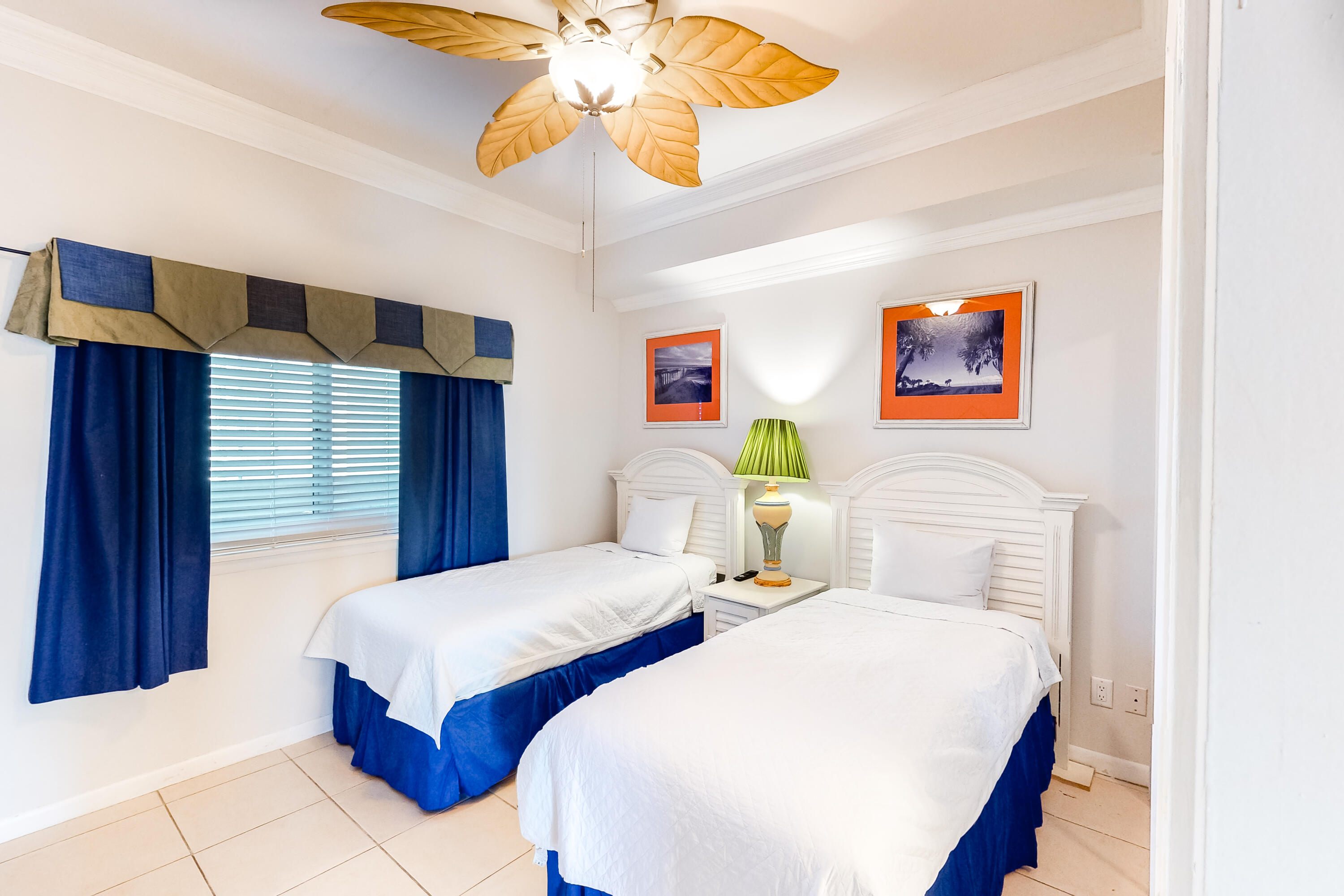 TOPS'L BEACH MANOR - Residential