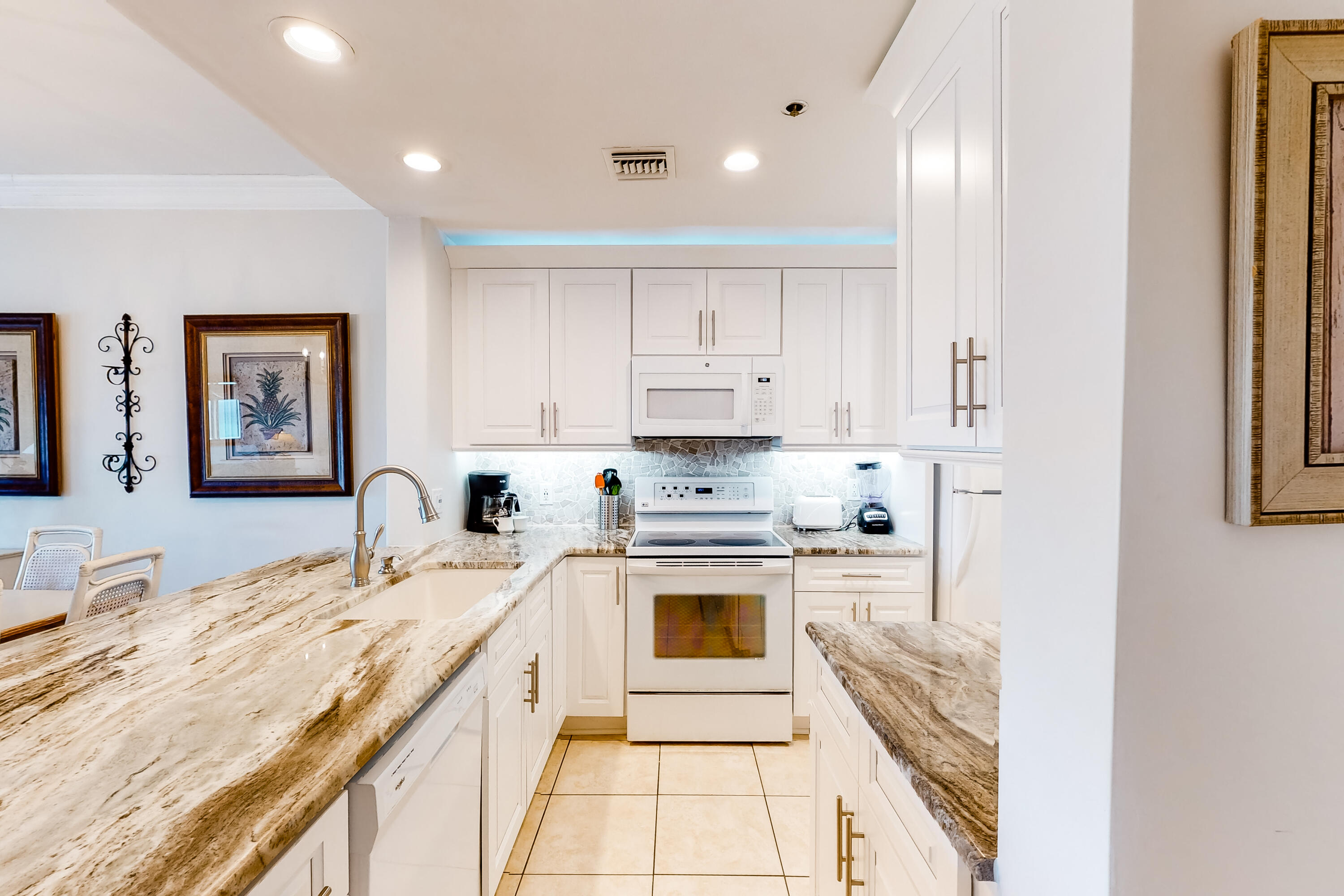 TOPS'L BEACH MANOR - Residential