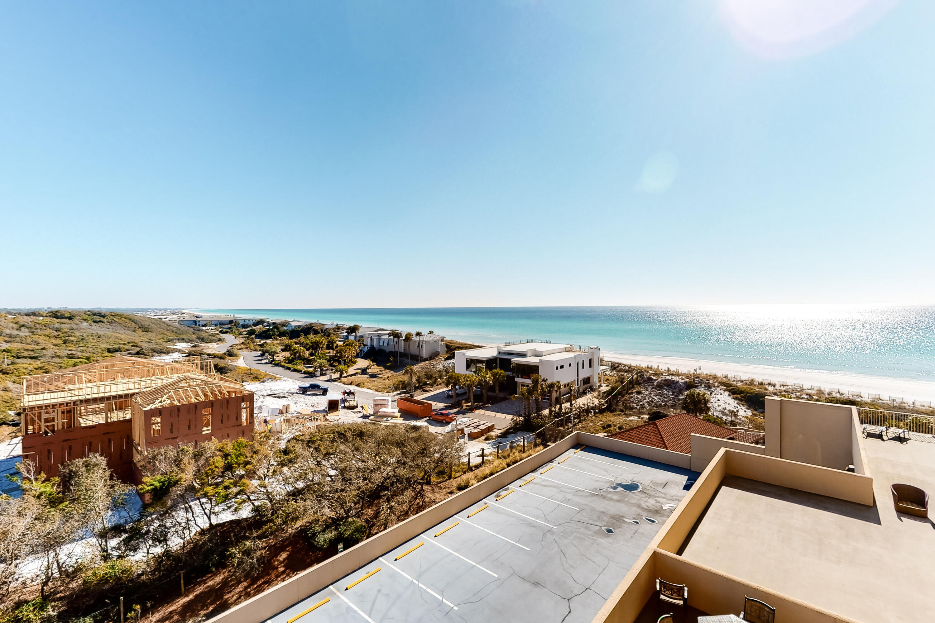 TOPS'L BEACH MANOR - Residential