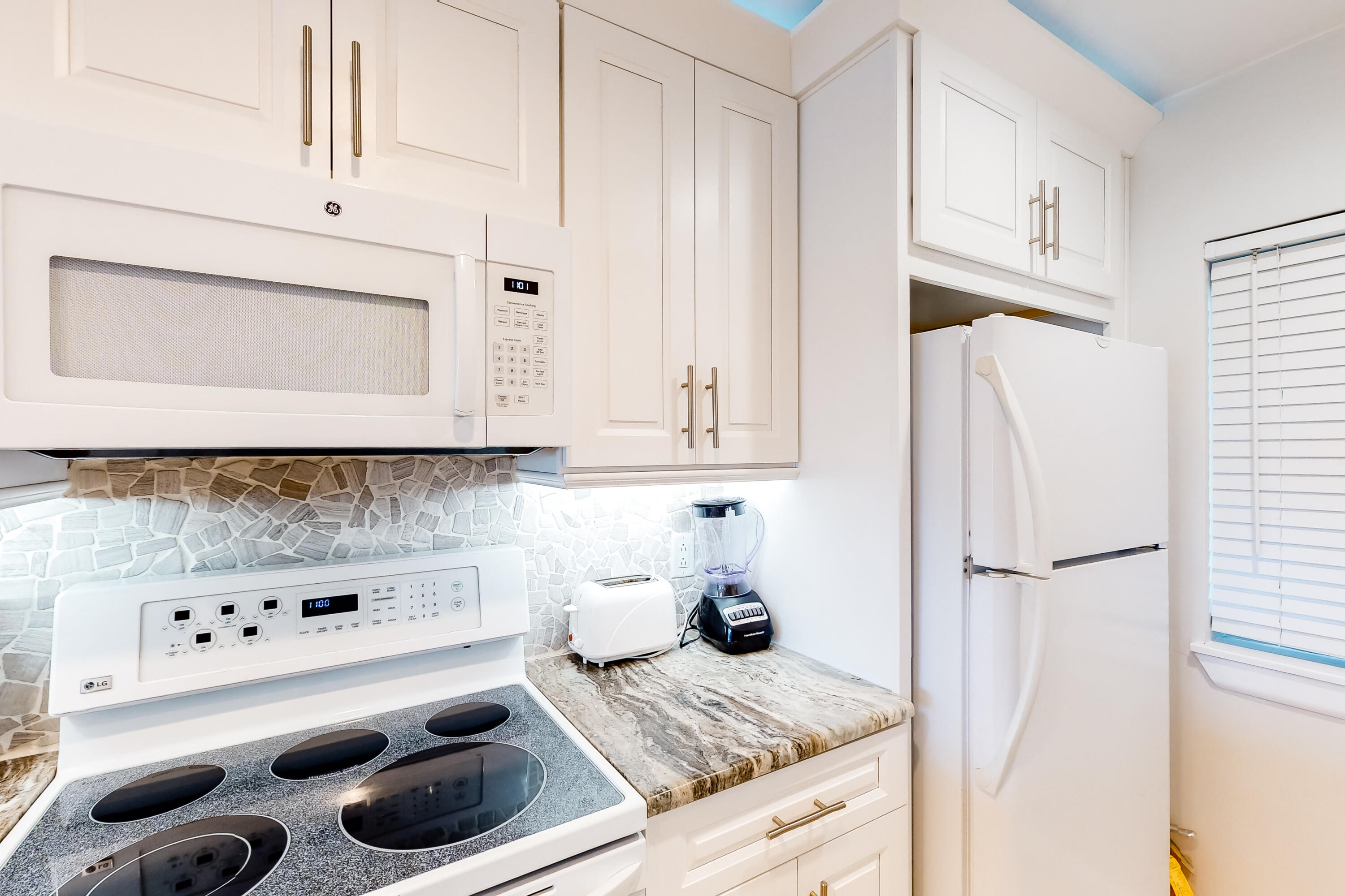 TOPS'L BEACH MANOR - Residential