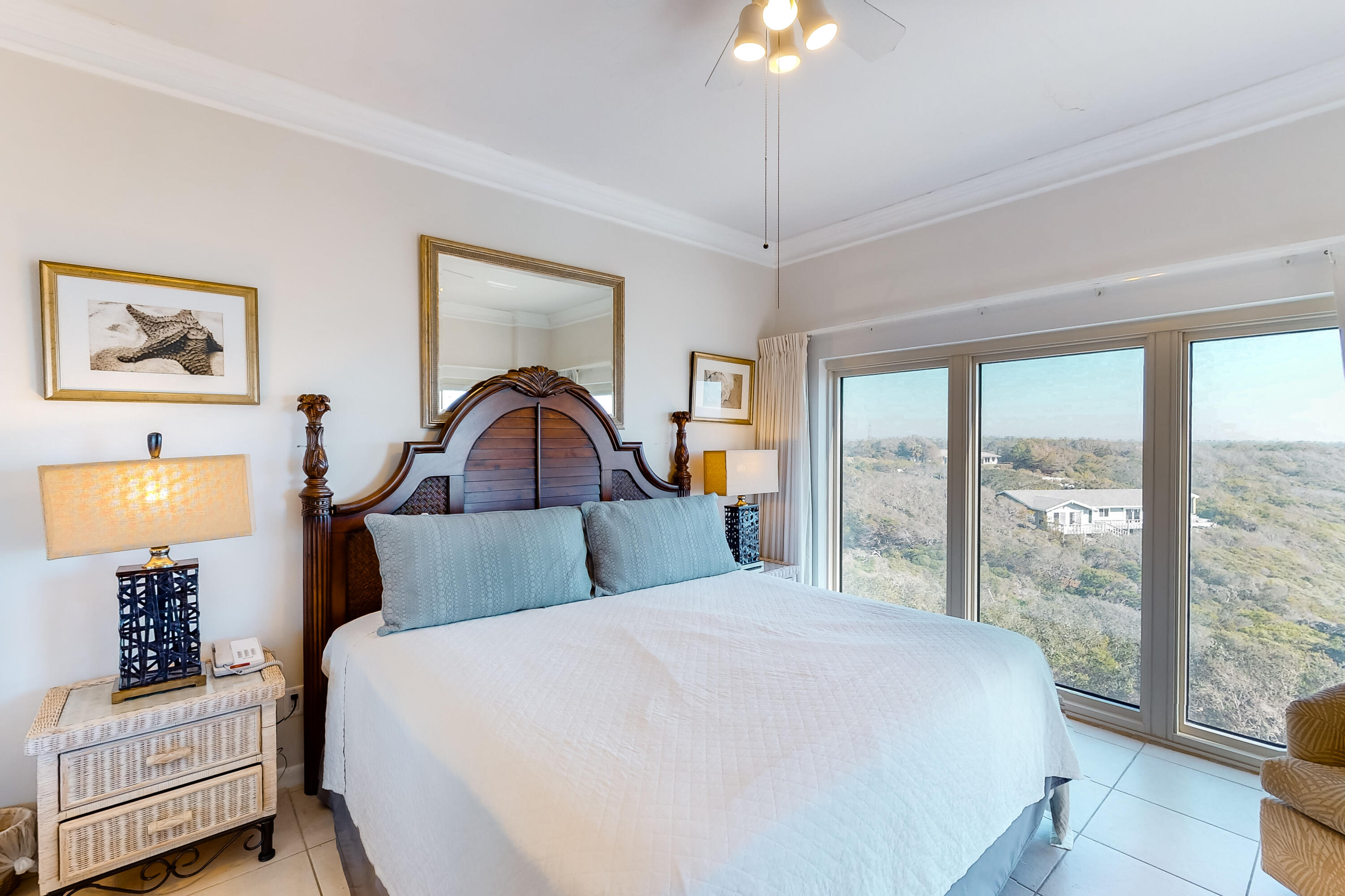 TOPS'L BEACH MANOR - Residential