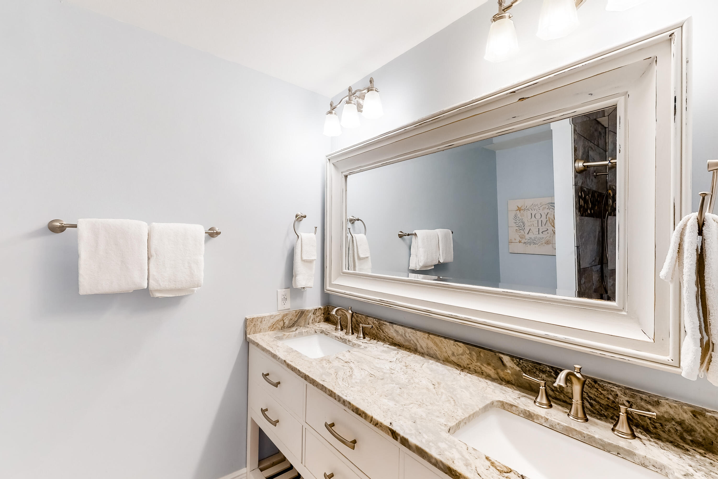 TOPS'L BEACH MANOR - Residential