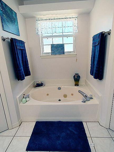 BAYOU RIDGE - Residential