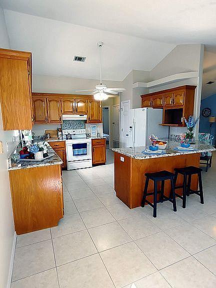 BAYOU RIDGE - Residential