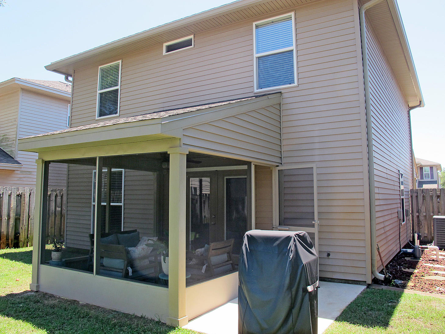 SUMMERWOOD - Residential