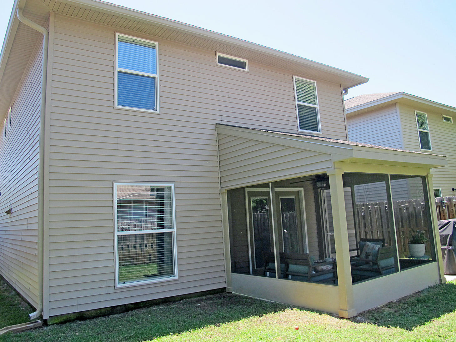 SUMMERWOOD - Residential